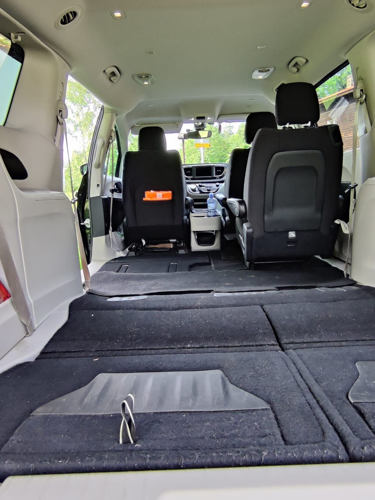 Chrysler Pacifica, 3,6 V6 r.v. 2018 - servisováno - fotka 4