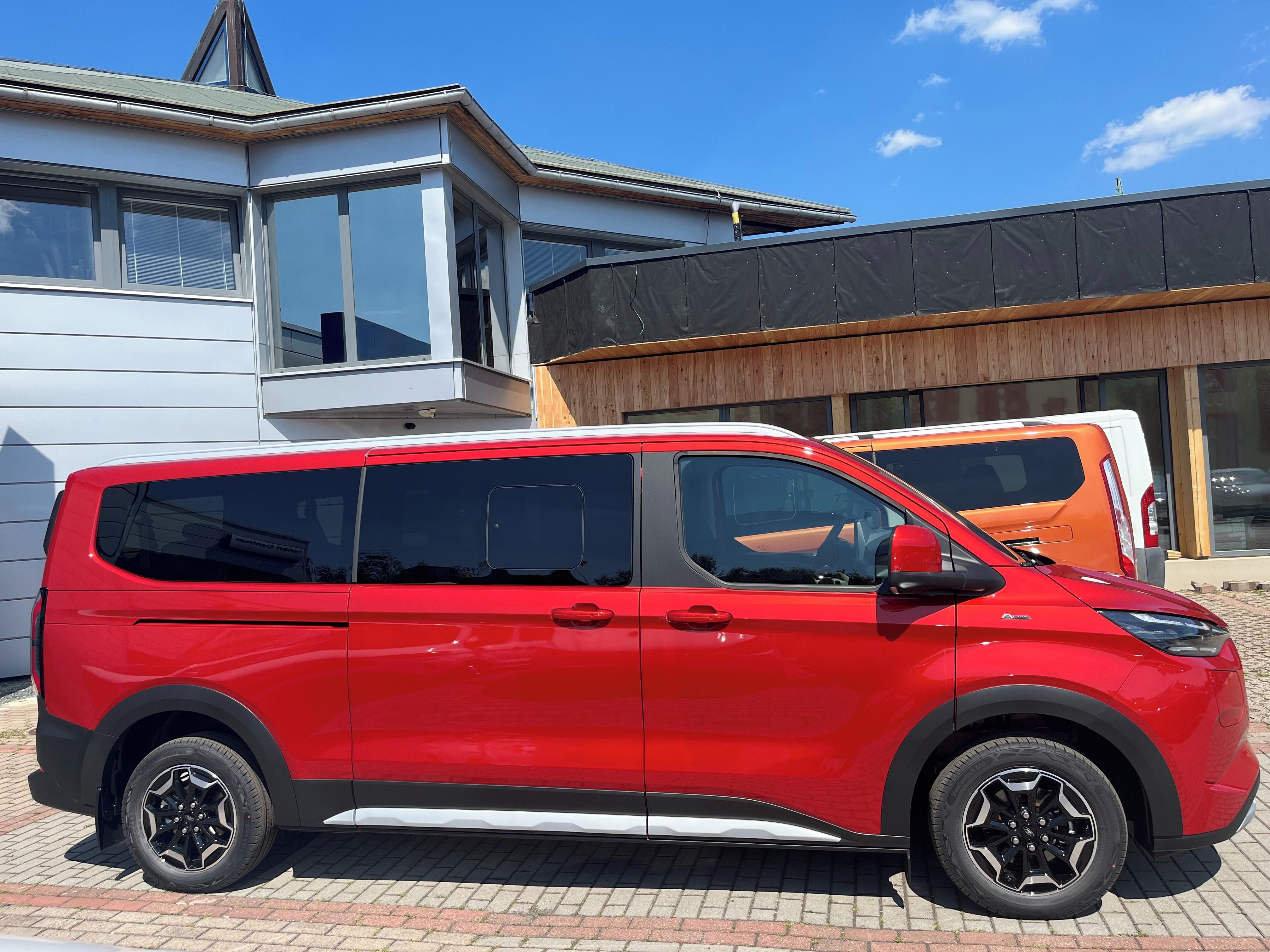 Ford Tourneo Custom, 2.5 DuratecPHEV 171kW ActiveL2 - fotka 6