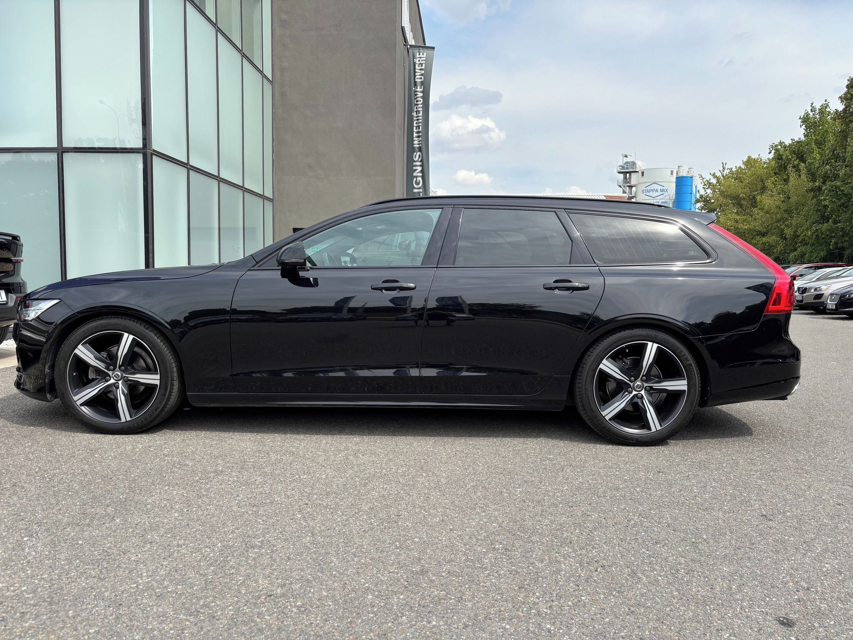Volvo V90, D4 INCRIPTION AT,2xAL - fotka 3