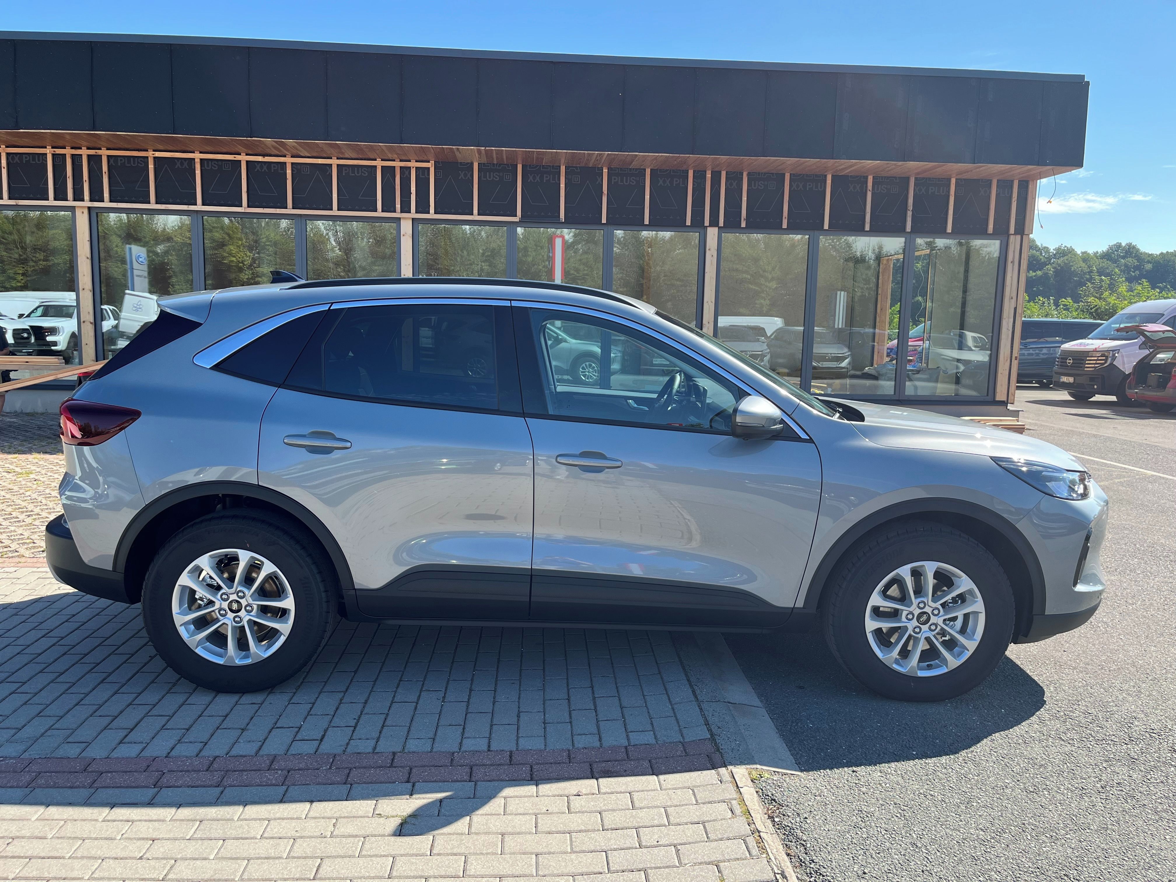 Ford Kuga, 2.5Duratec HEV132kW TopEdition - fotka 6