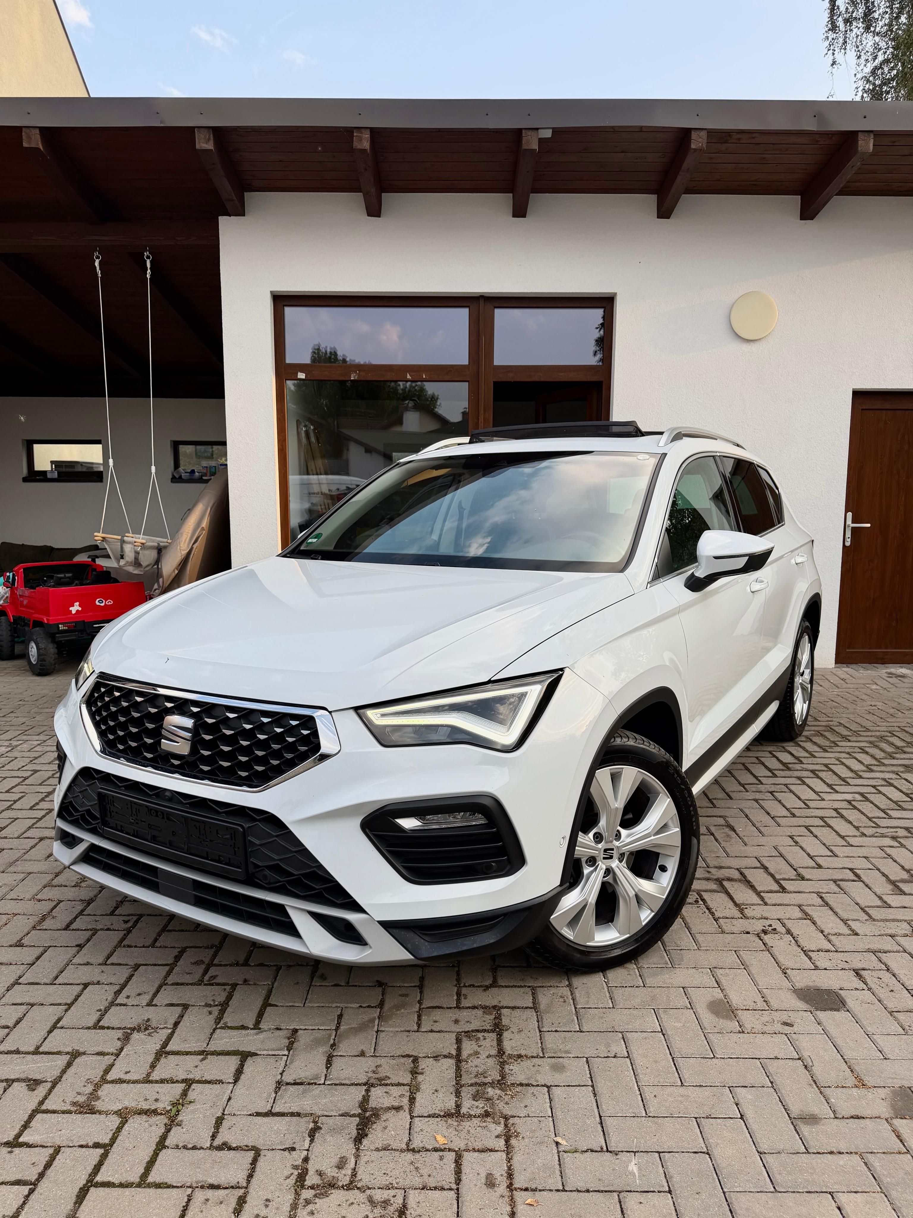 Seat Ateca, XPERIENCE TAŽNÉ 360 DCC