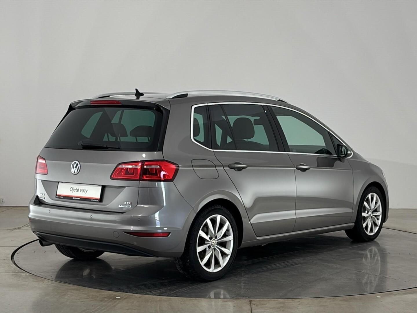 Volkswagen Golf Sportsvan, 1.6 TDI / 81 kW Highline - fotka 2