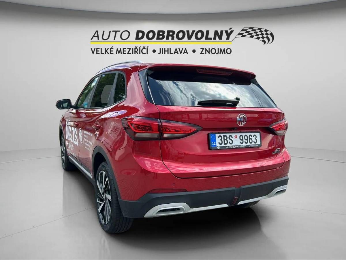 MG ZS, EXCLUSIVE HYBRID+ 1.5L (145 kw - fotka 5