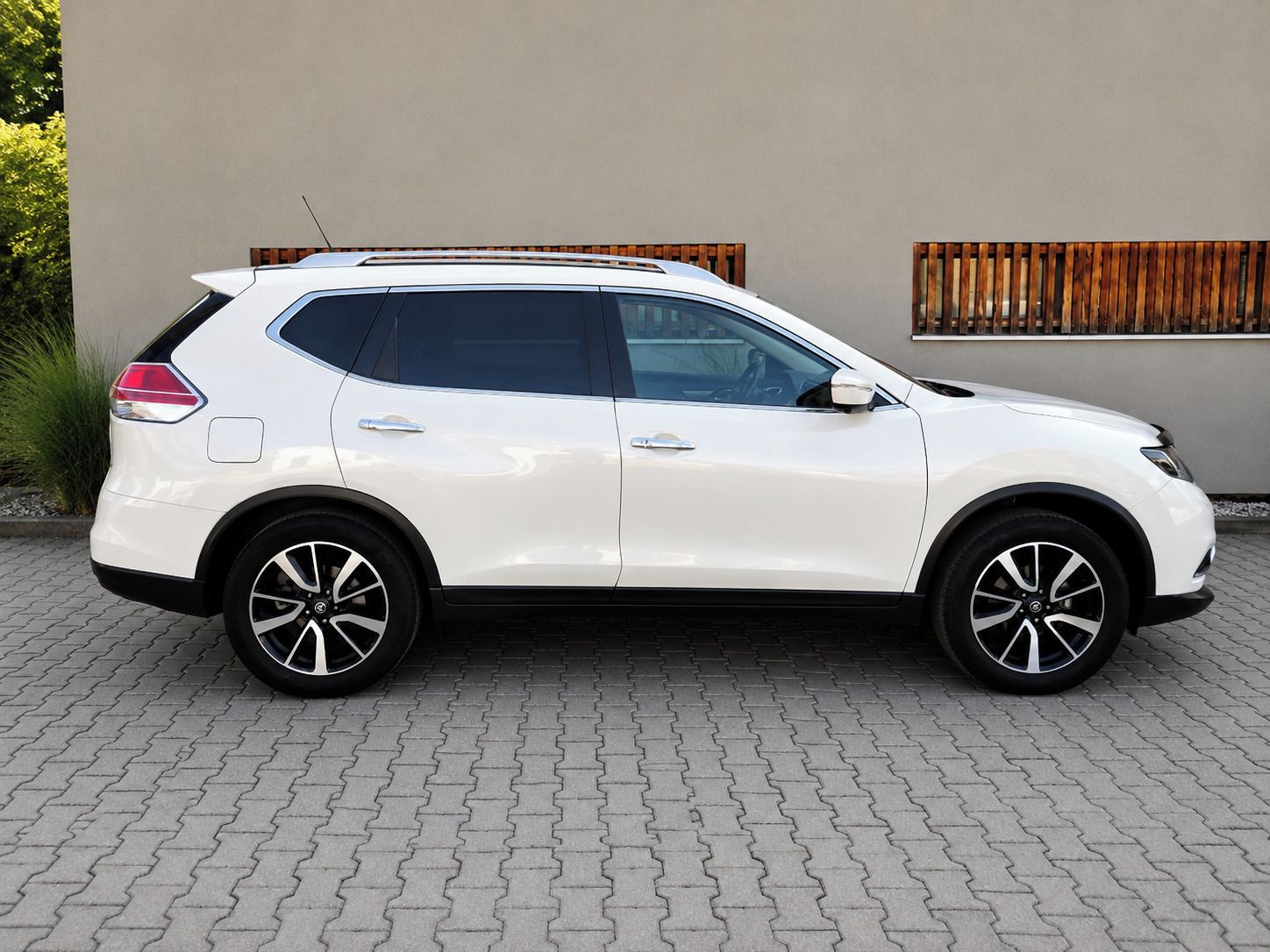 Nissan X-Trail, 1.6 dCi 4x4 96 kW 1.Majitel ČR - fotka 4