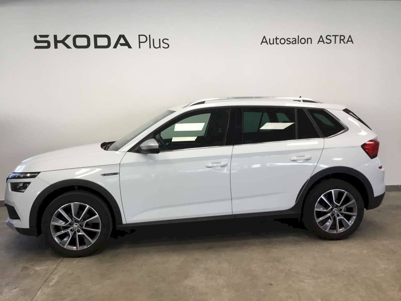 Škoda Kamiq, Scoutline DSG 1.5 TSI 110 kW - fotka 3