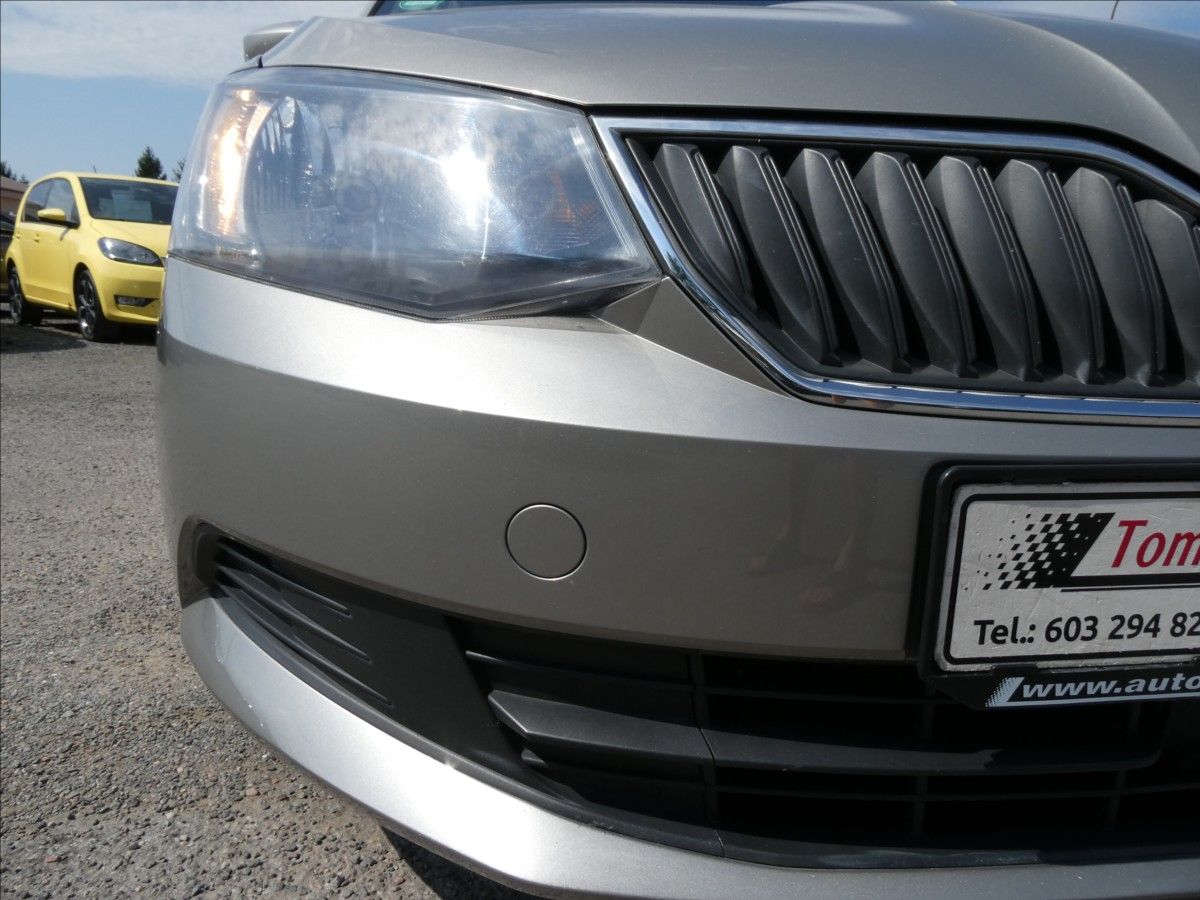 Škoda Fabia, 1,4 TDi 66kW 2.majitel,servisk - fotka 5