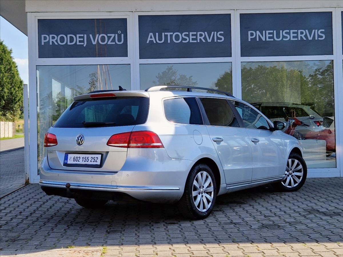 Volkswagen Passat, 1,4 TSI DSG NOSIČ TAŽNÉ VÝHŘEV - fotka 5