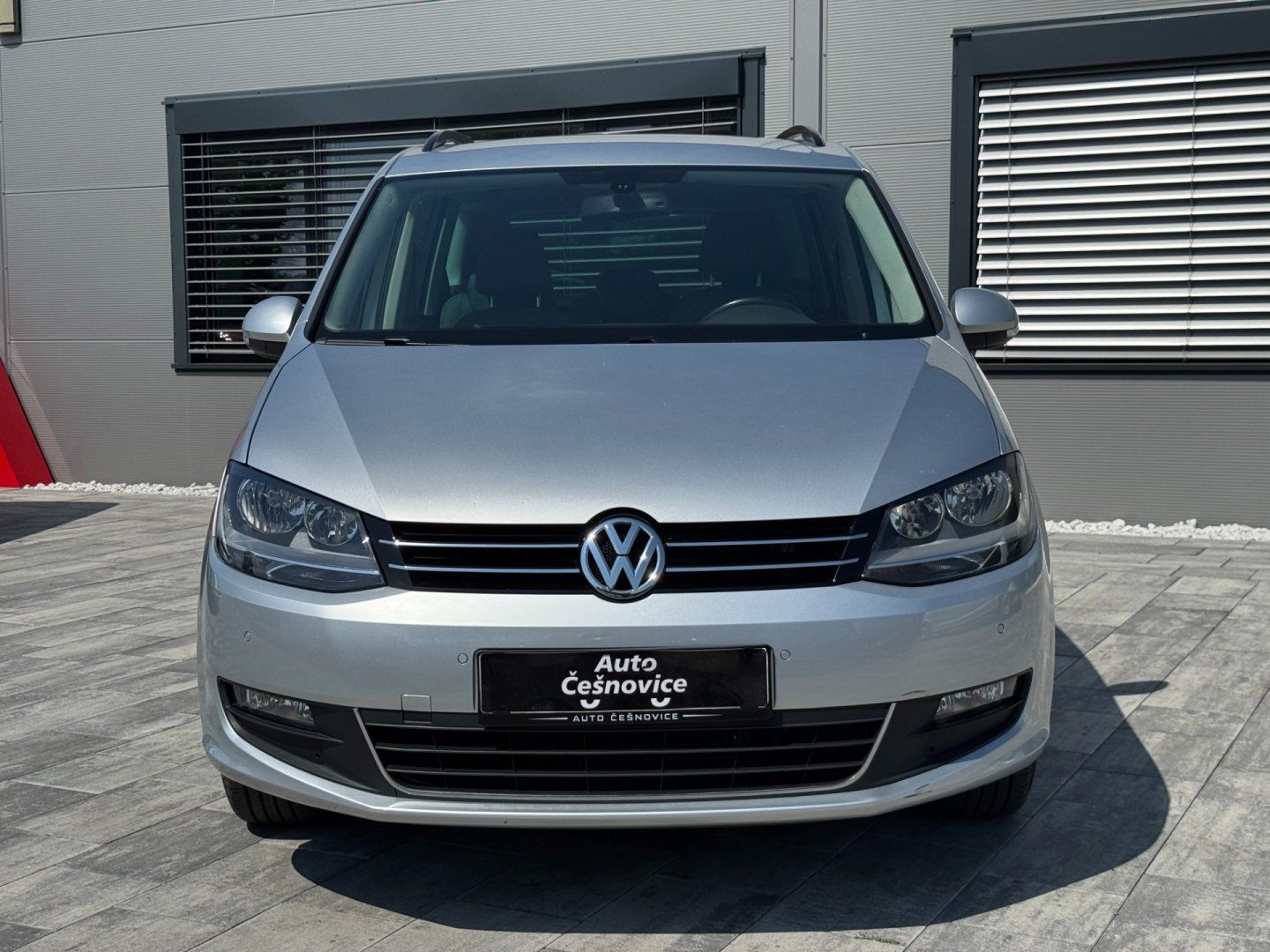Volkswagen Sharan, Comfortline 2.0 TDI 103kW - fotka 2