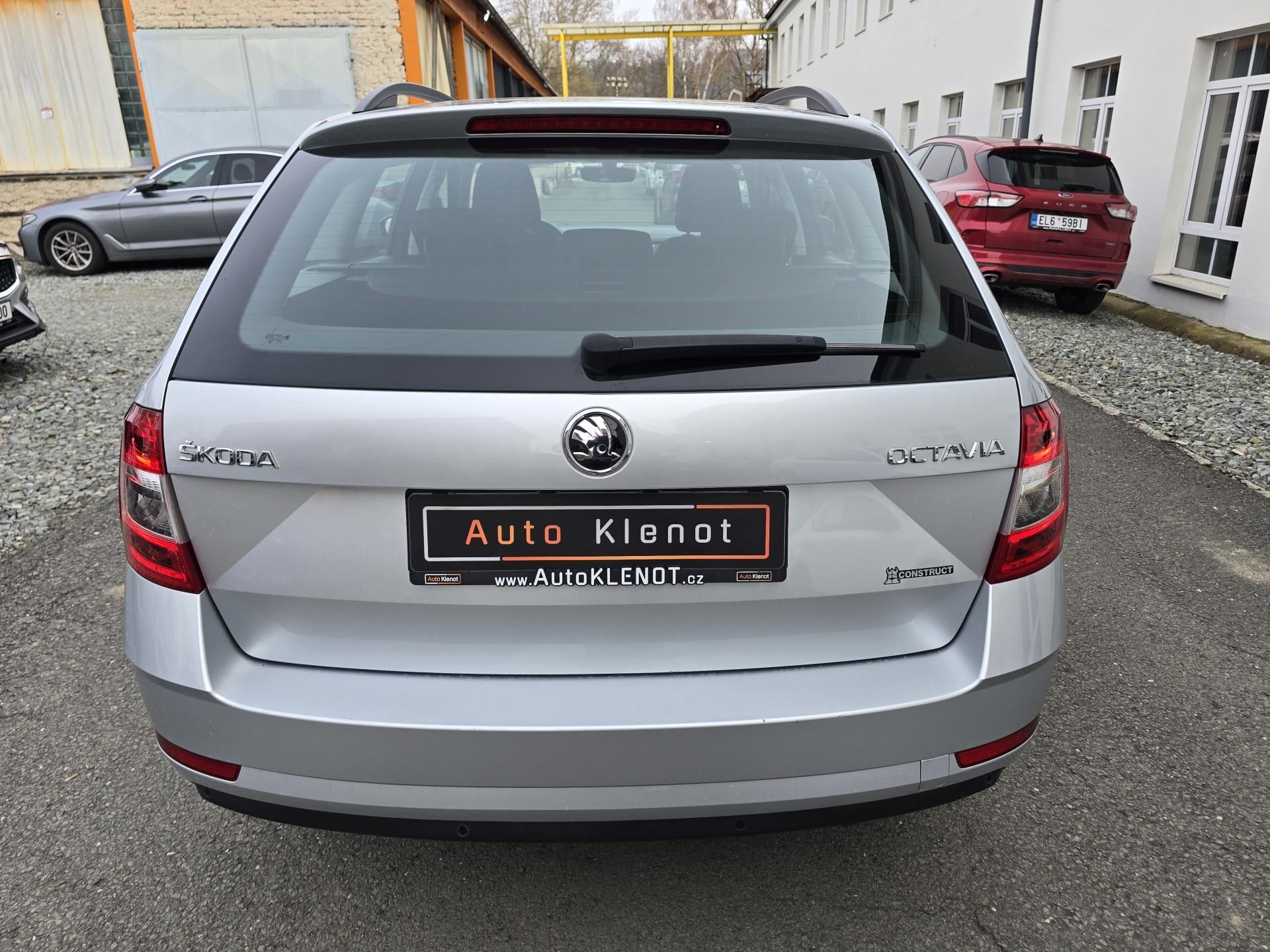 Škoda Octavia, 1,6TDI STYLE LED DIGIKLIMA-DPH - fotka 6