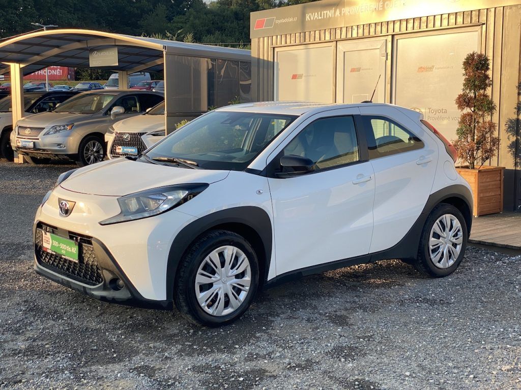 Toyota Aygo, 1.0i, ČR, Comfort, automat - fotka 4