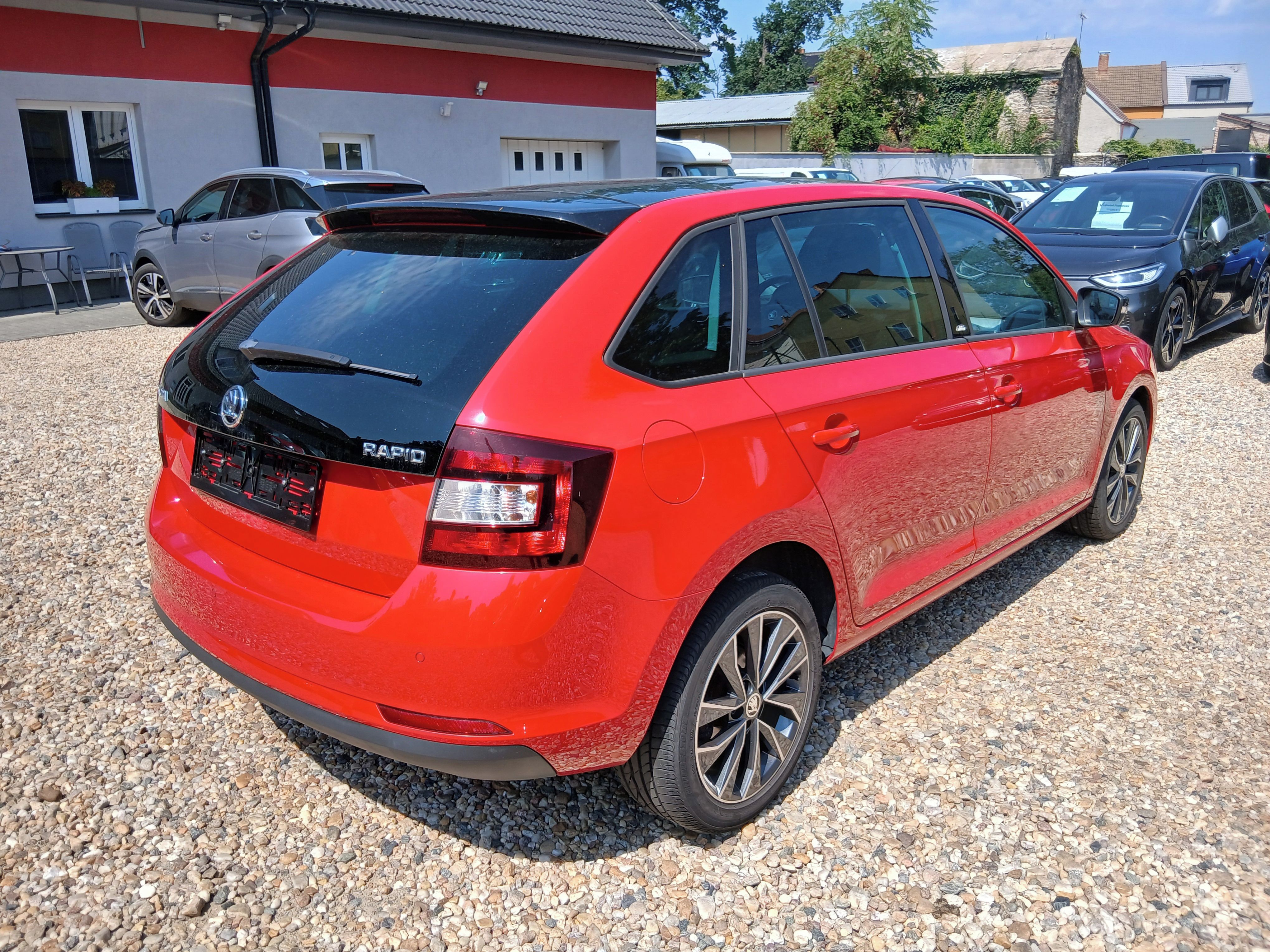Škoda Rapid, 1.4 TDi 66KW DSG, Edition,1xMa - fotka 5