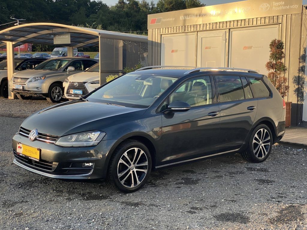 Volkswagen Golf, 2.0TDi, DSG, Allstar, 2x kola - fotka 4