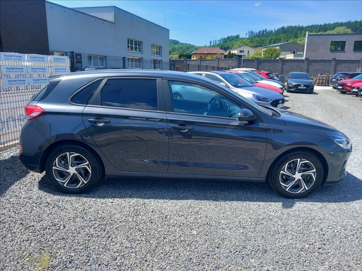 Hyundai i30, 1,0 T-GDI MT COMFORT - fotka 6