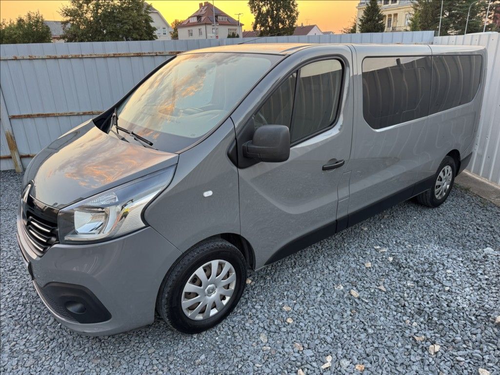 Renault Trafic, 1,6 DCi 8míst WEBASTO tažné ČR - fotka 5