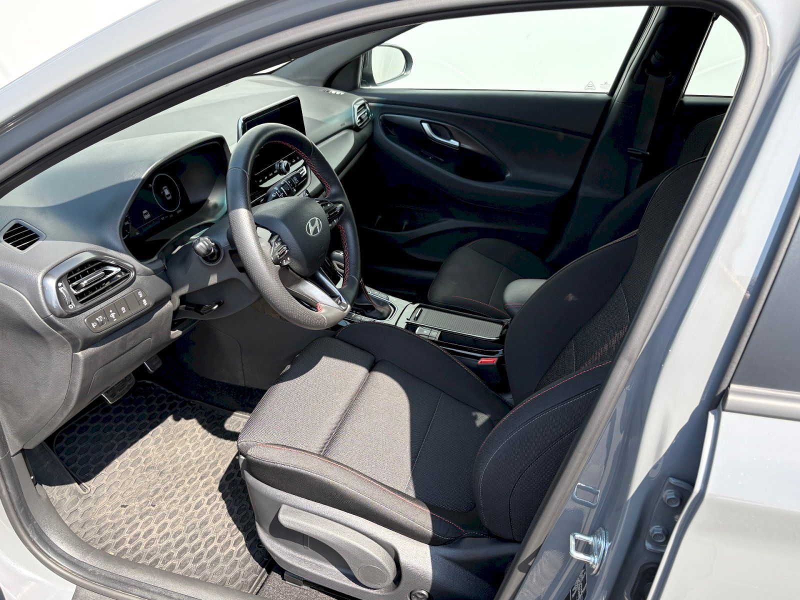 Hyundai i30, 1.5 T-GDI MHEV N Line kombi DC - fotka 6