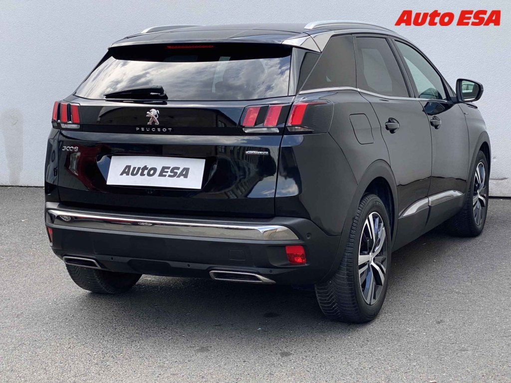 Peugeot 3008, 1.2,AT - fotka 4