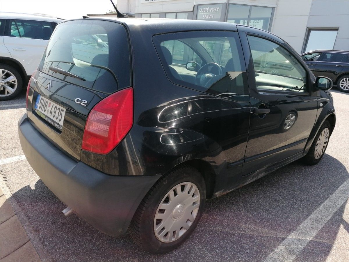 Citroën C2, 1,1 i 44kW - fotka 4