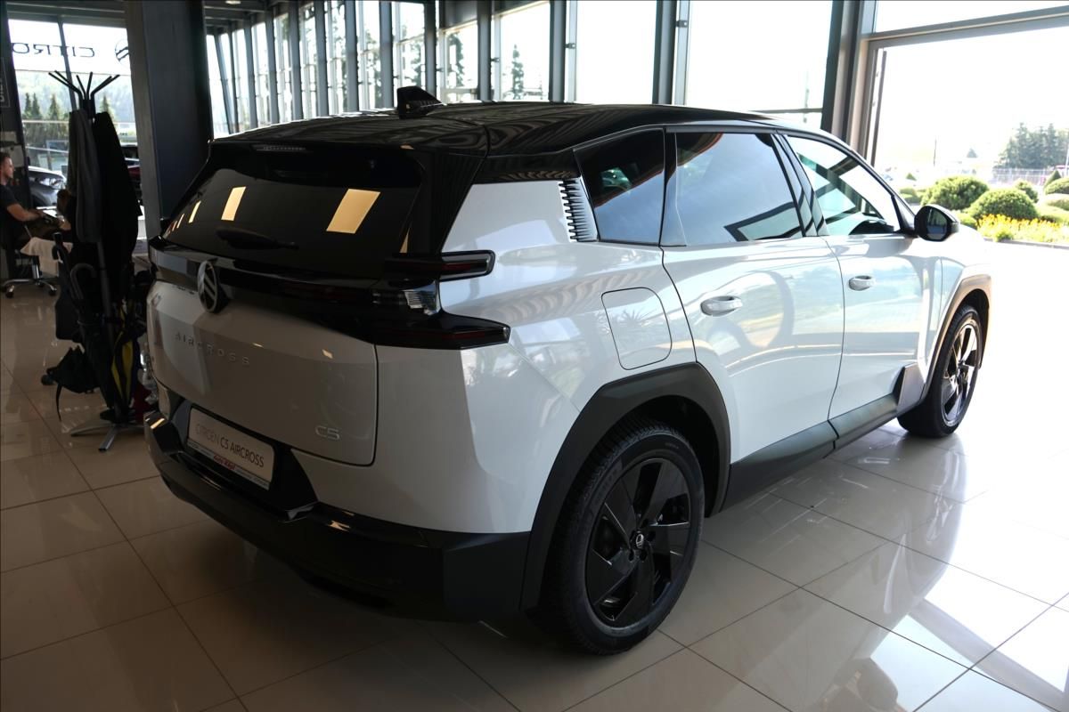 Citroën C5 Aircross, 1,2 Hybrid 145k Automatic MAX - fotka 5