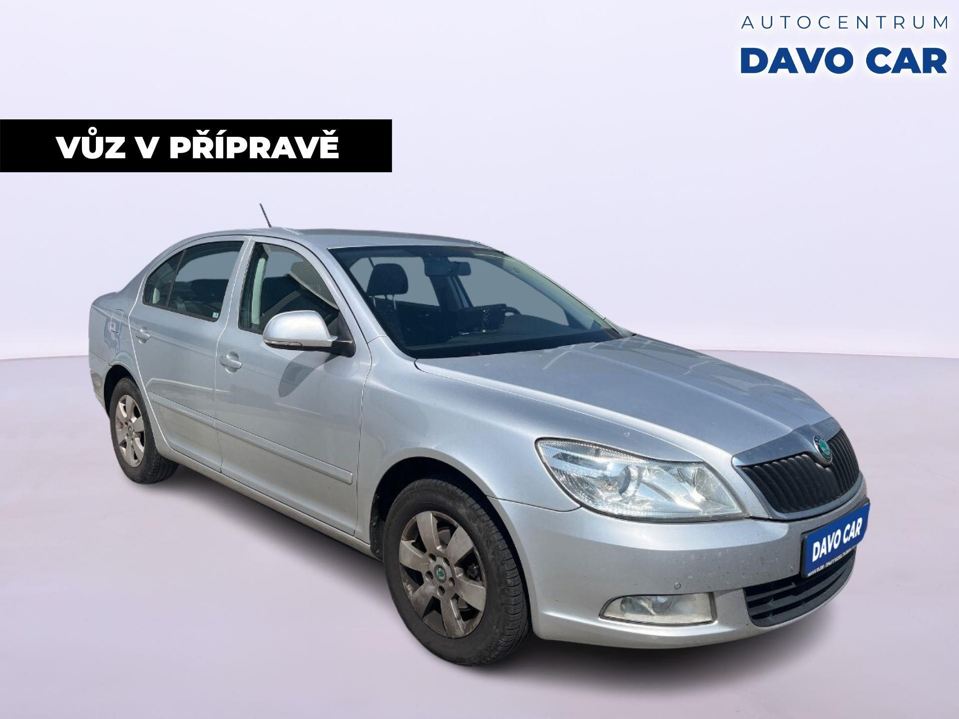 Škoda Octavia, 2,0 TDI 103kW DSG Elegance CZ - fotka 2