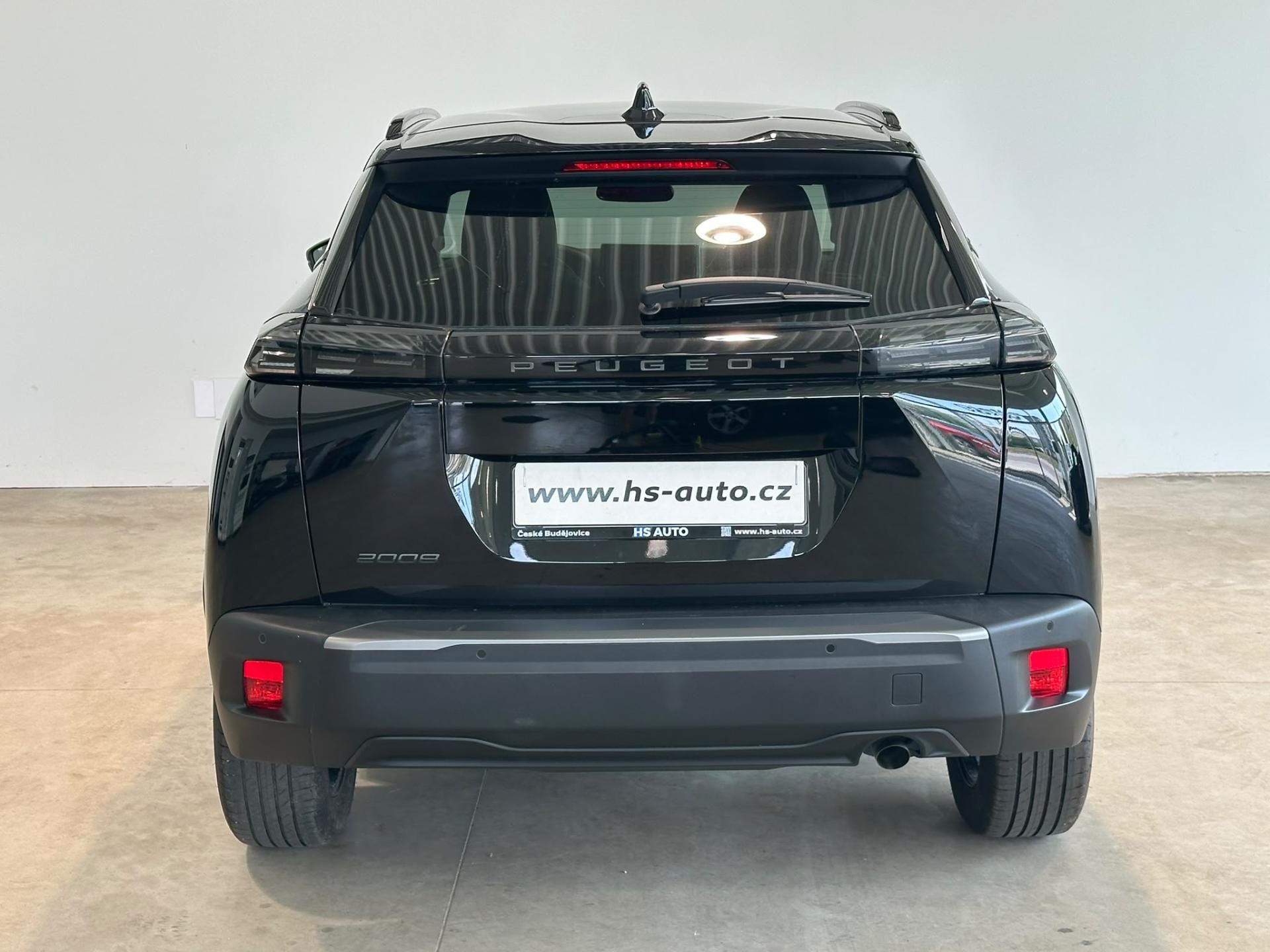 Peugeot 2008, 1,2 PureTech Allure  74kW - fotka 5