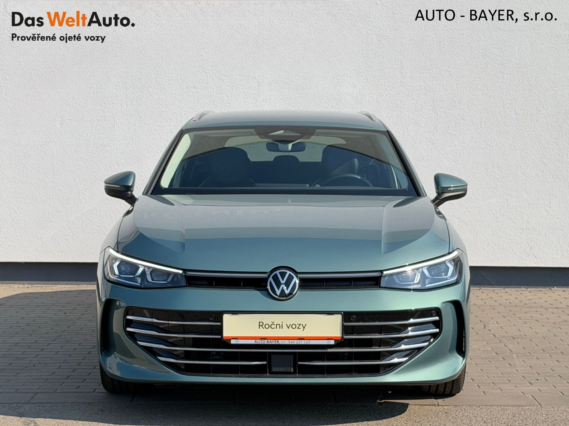 Volkswagen Passat, Elegance 2,0 TDI 110 kW - fotka 4
