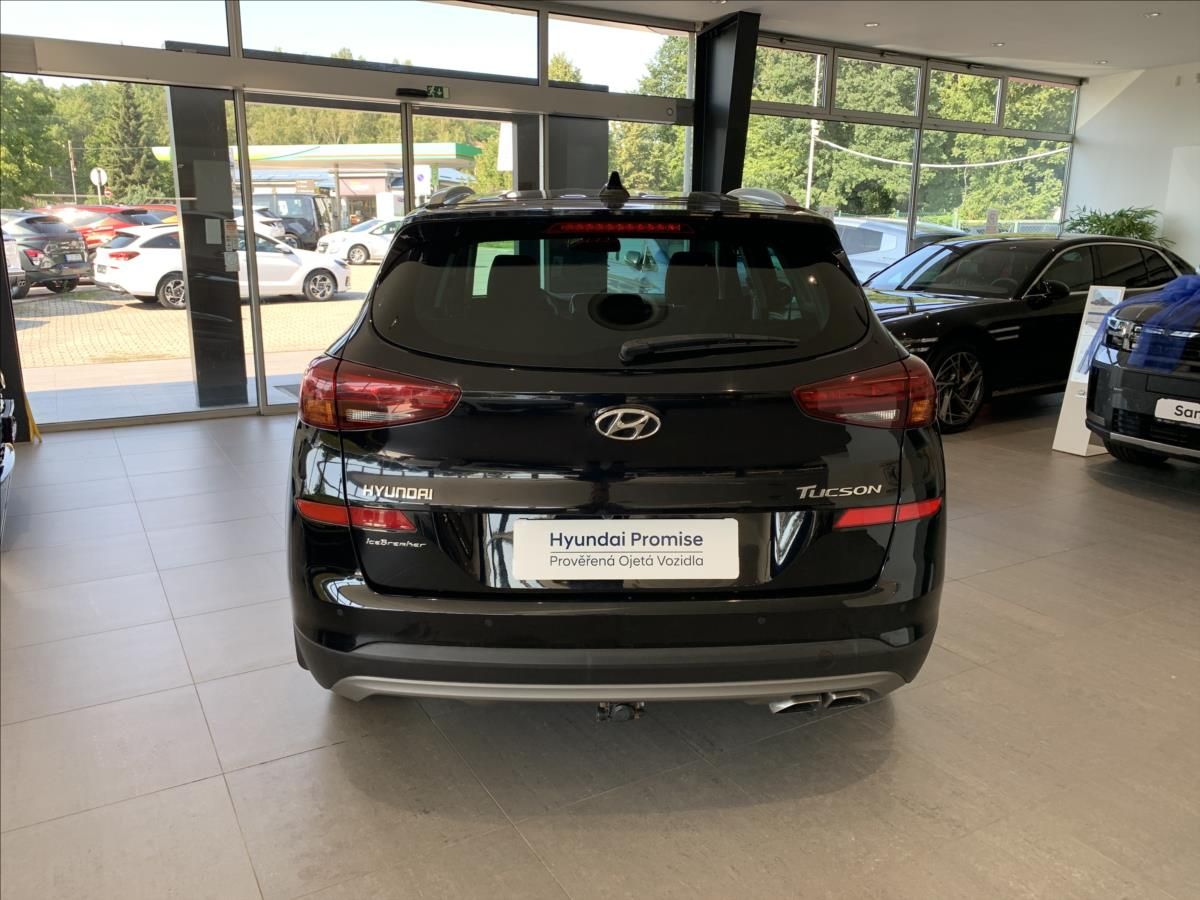 Hyundai Tucson, 1,6 CRDI MT IceBreaker, tažné - fotka 6