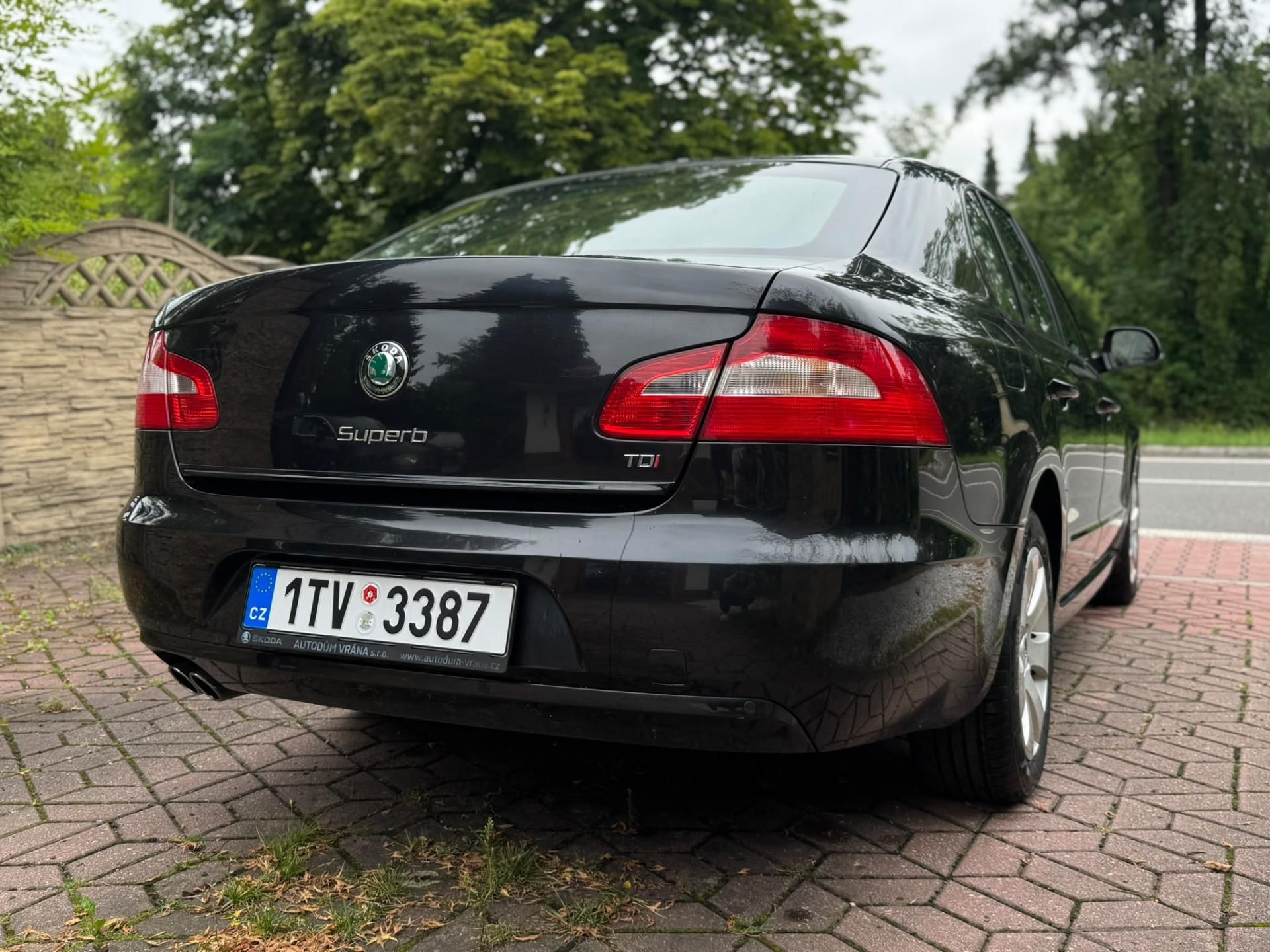 Škoda Superb, 2.0TDi ČR čidla aut. klima - fotka 6