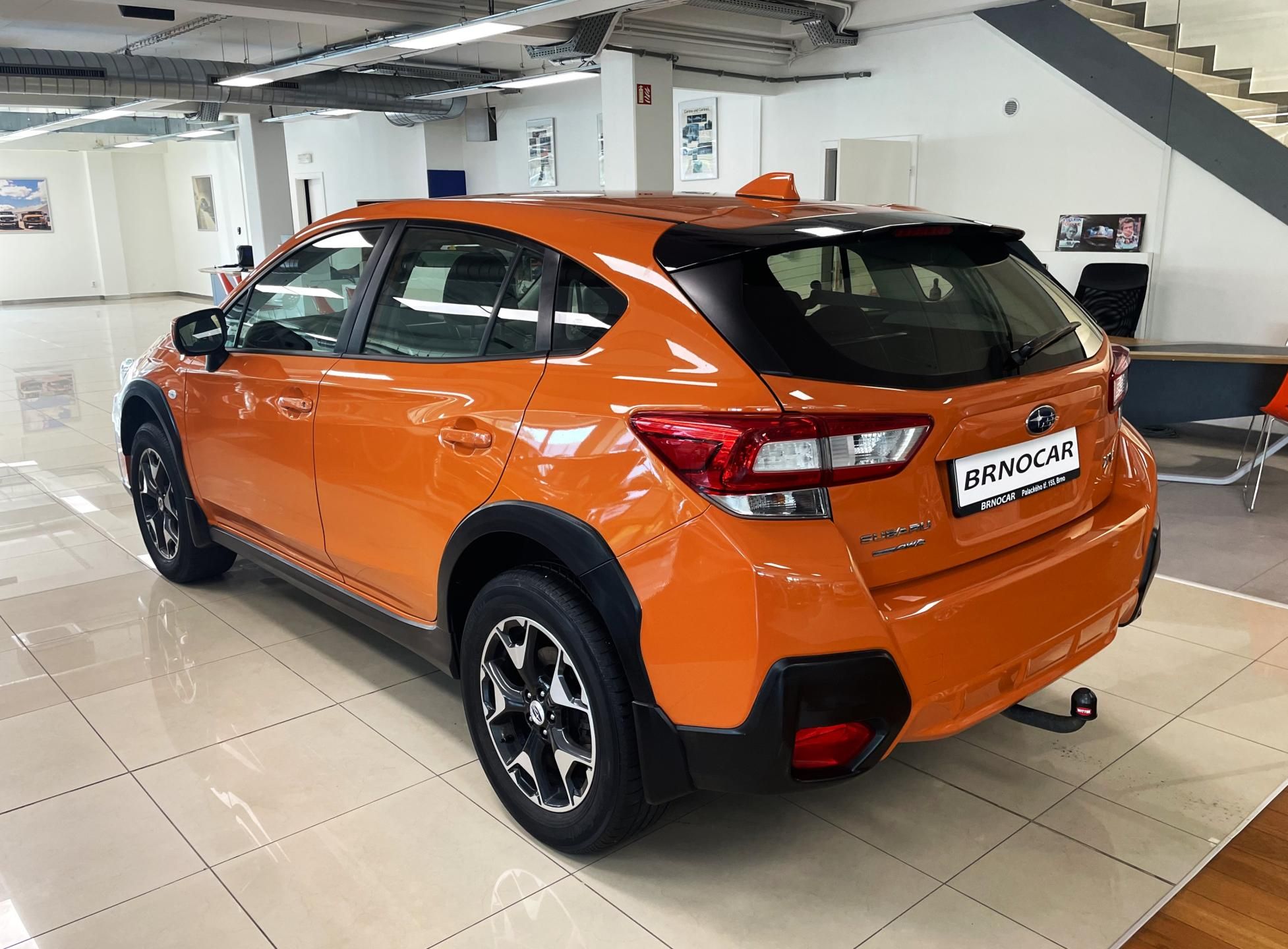 Subaru XV, 1.6i ACTIVE CVT, ČR, 1.MAJ - fotka 4