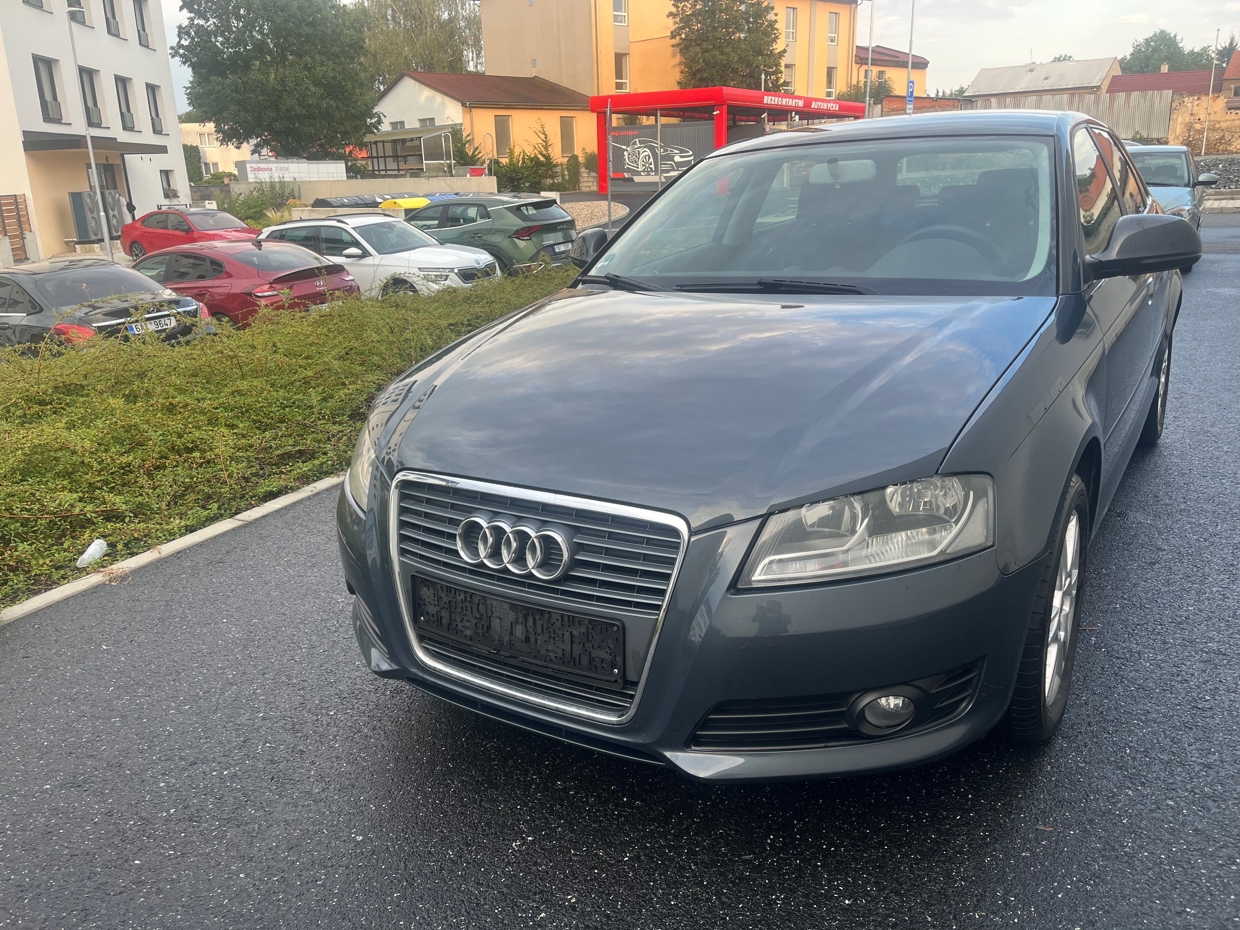 Audi A3, 1.6 MPI,75 kW,servisní kniha