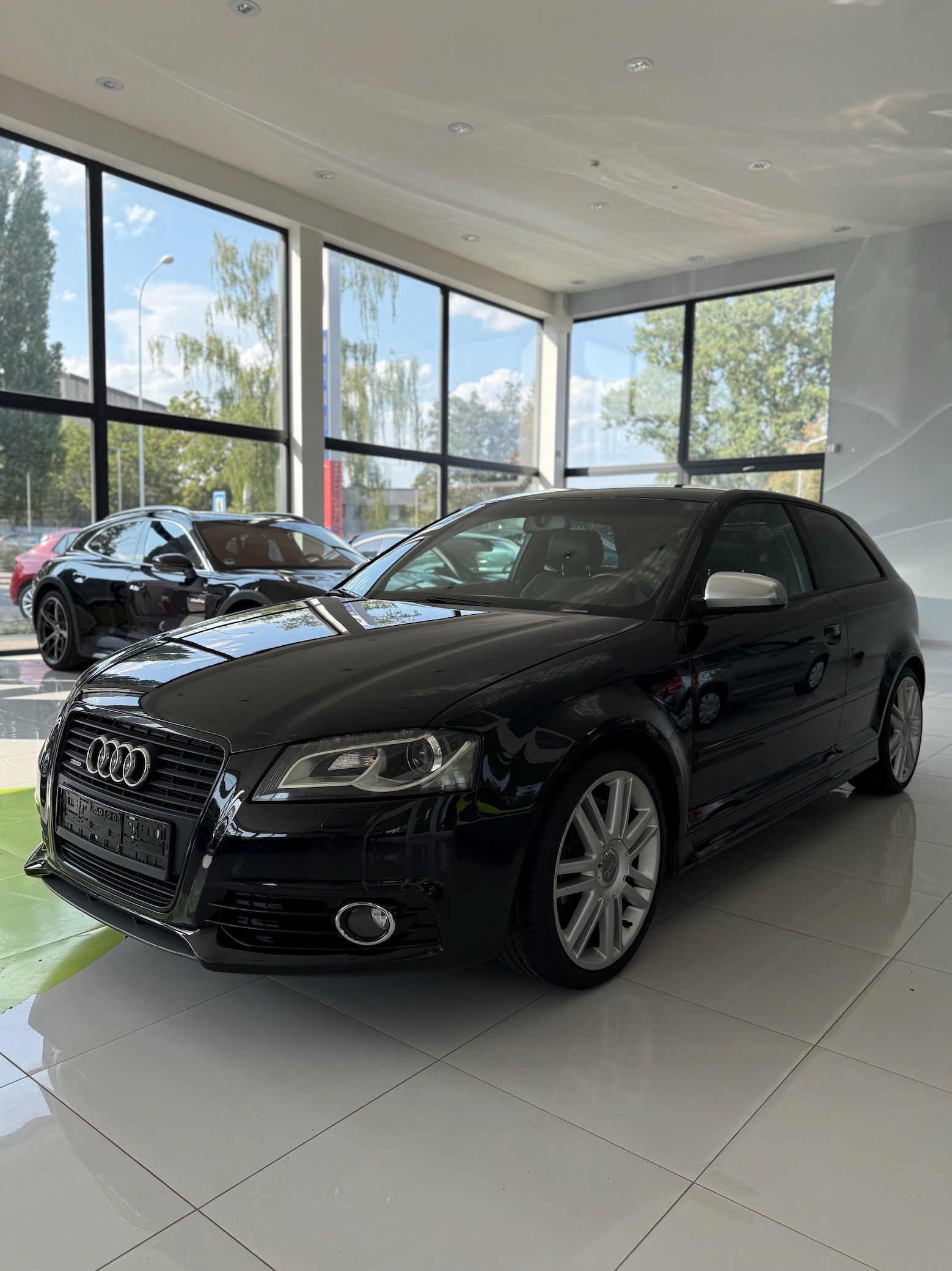 Audi S3, 2.0 TFSI QUATTRO - fotka 2