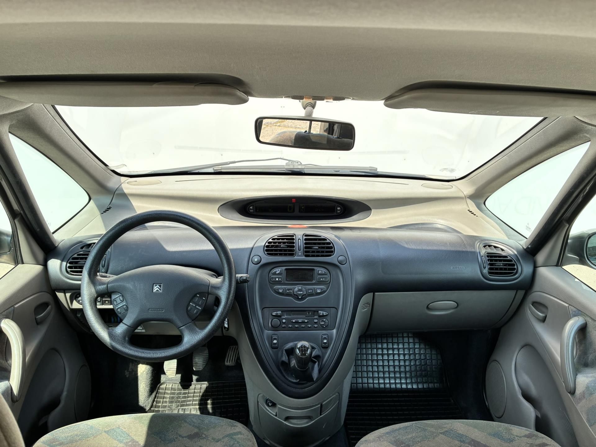 Citroën Xsara Picasso, 1.6 i 100k - fotka 5