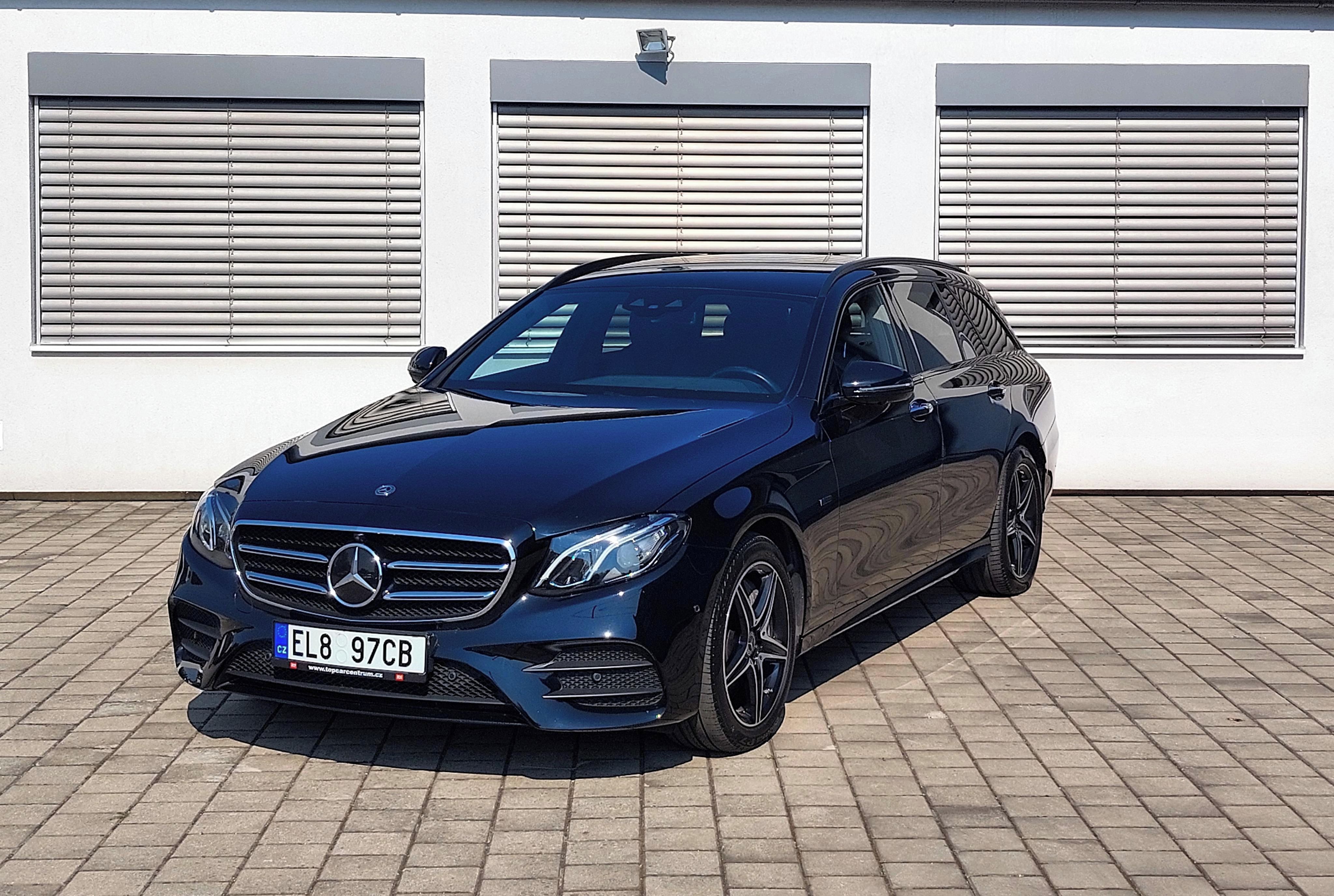 Mercedes-Benz Třídy E, 1.95, E 300 de, tažné