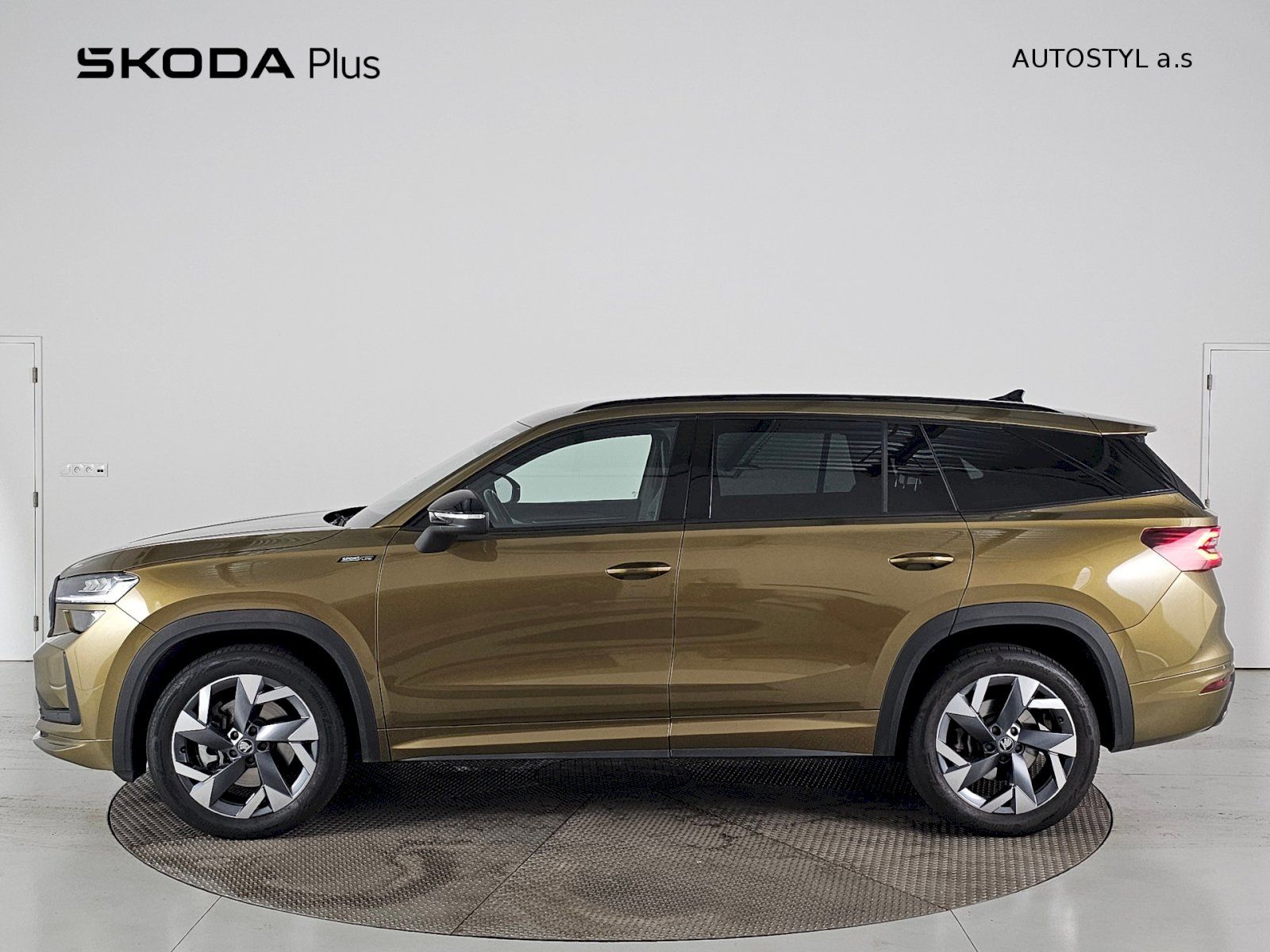 Škoda Kodiaq, 2.0TDi 142kW 4x4 SPORTLINE 7S - fotka 3