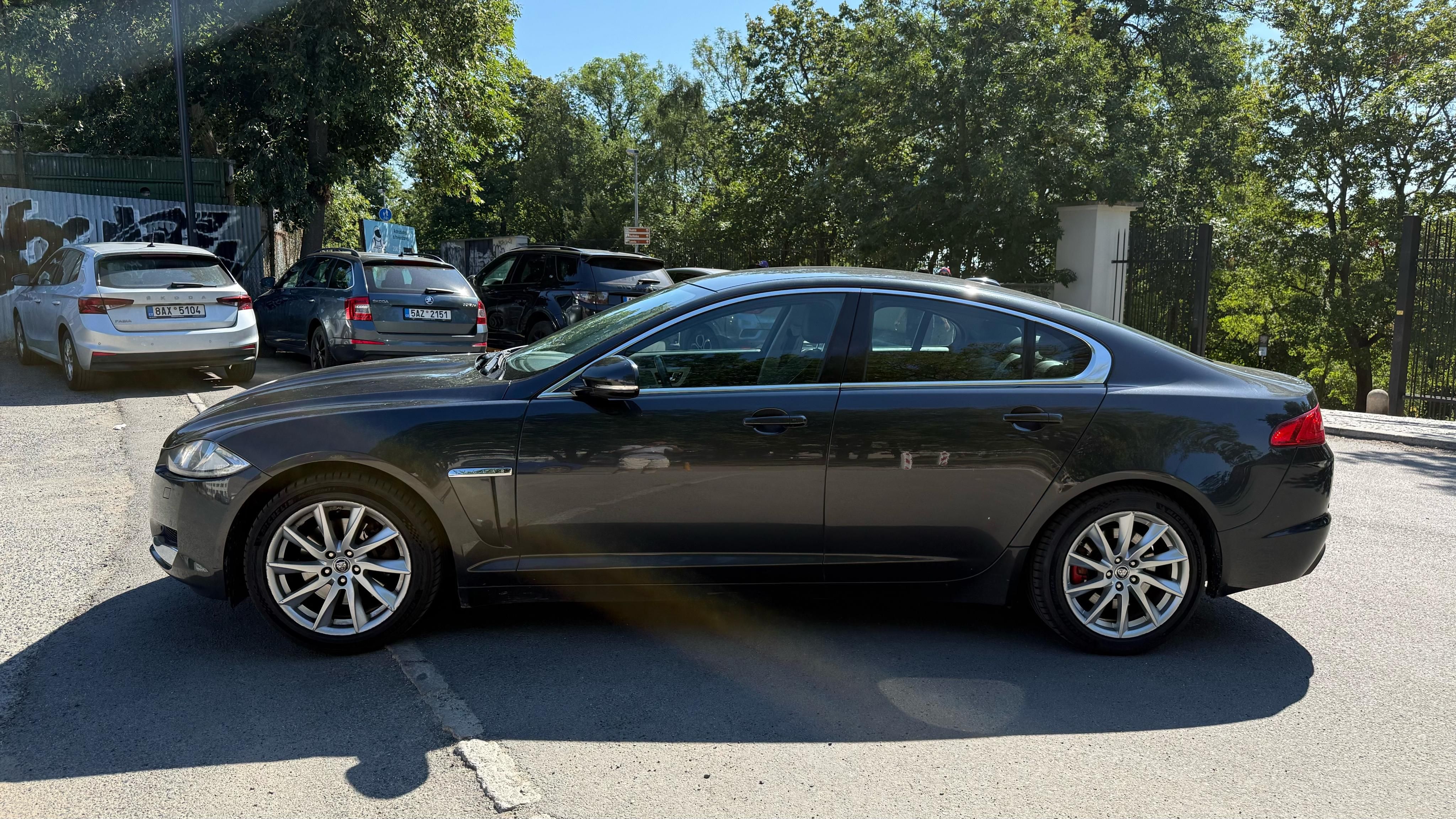 Jaguar XF, 3.0d - fotka 2