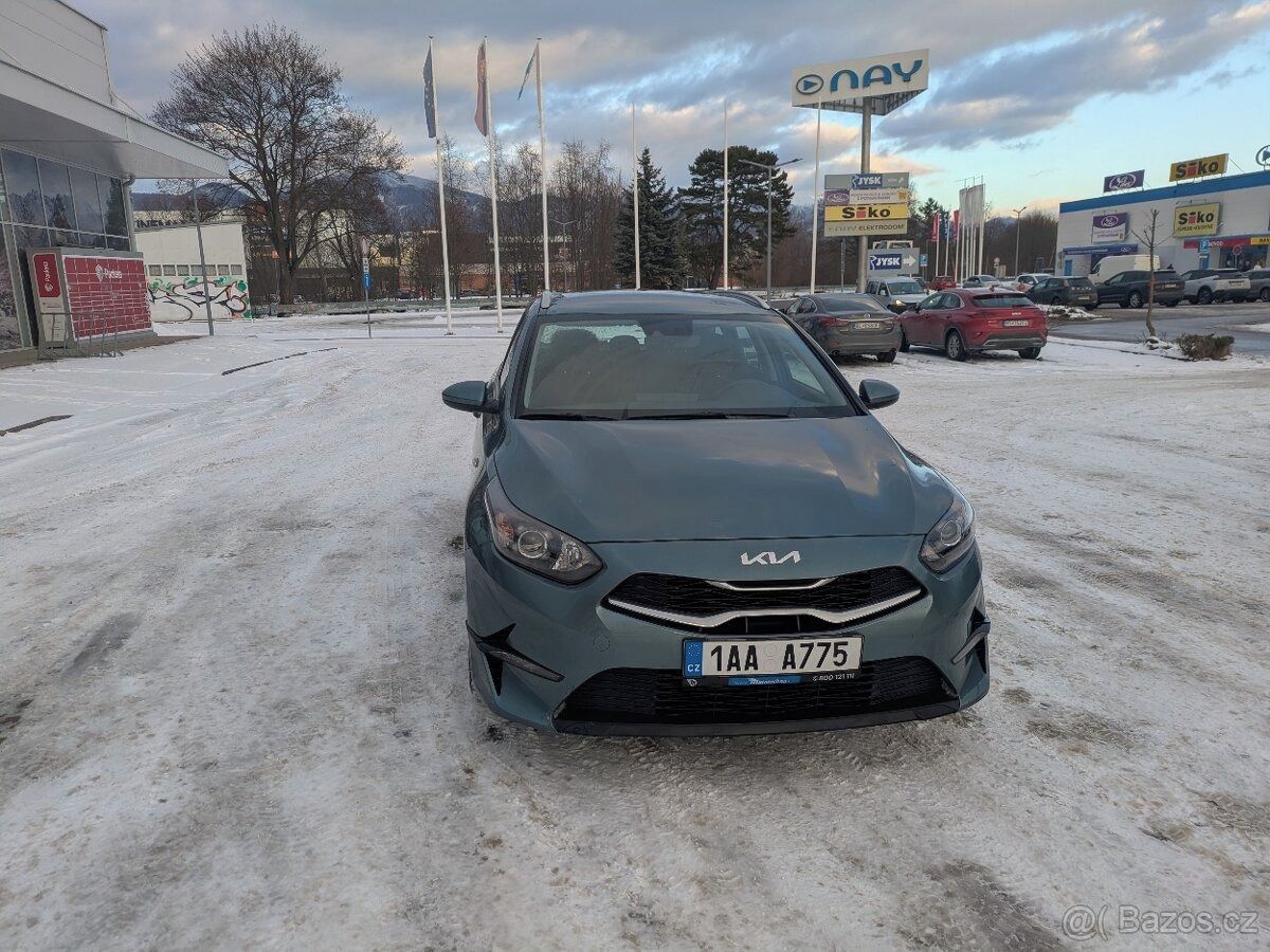 Kia Cee´d, Kia Ceed 2023 1.5 T-GDI automa - fotka 2