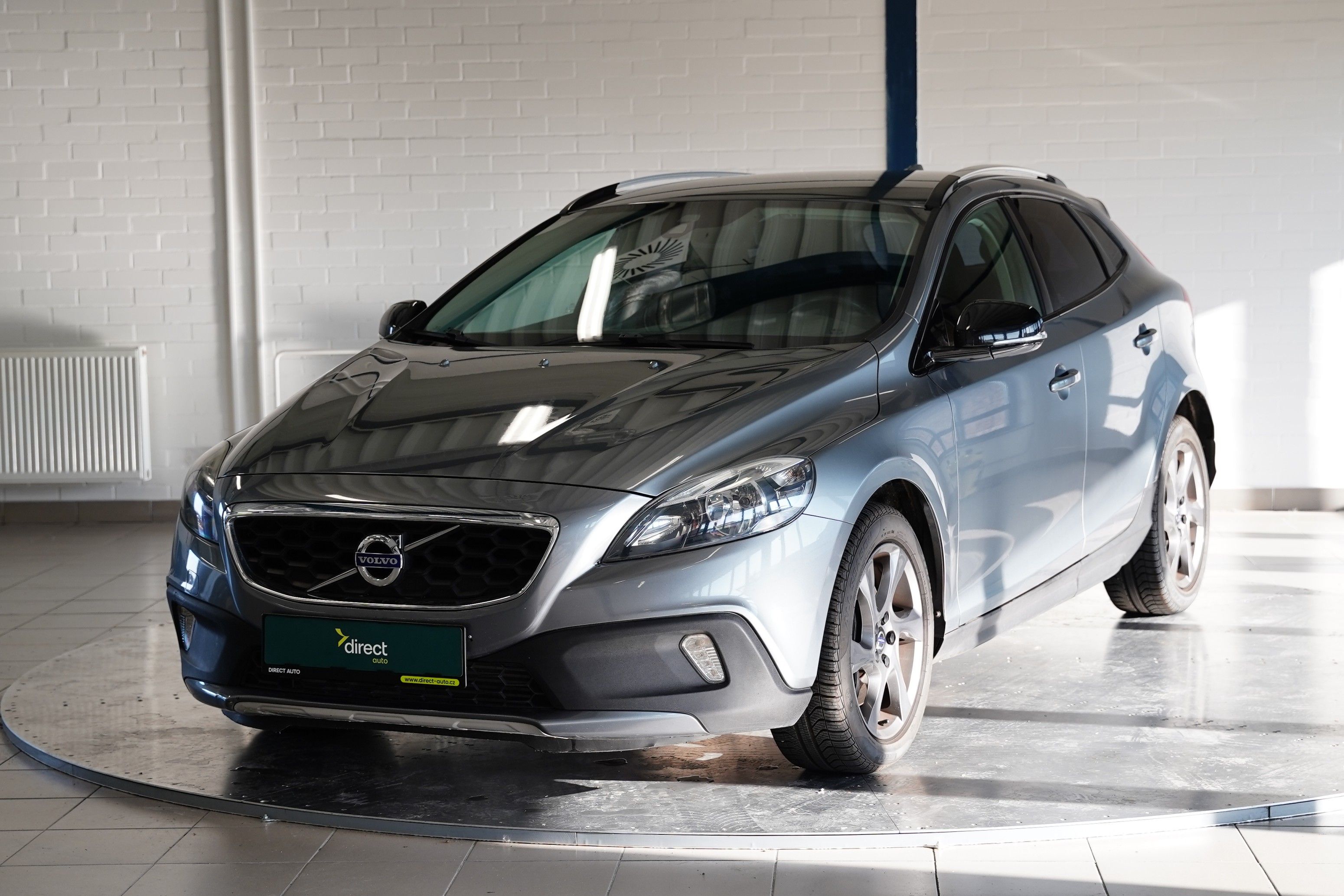 Volvo V40, 2.0 D4 140 kW Summum