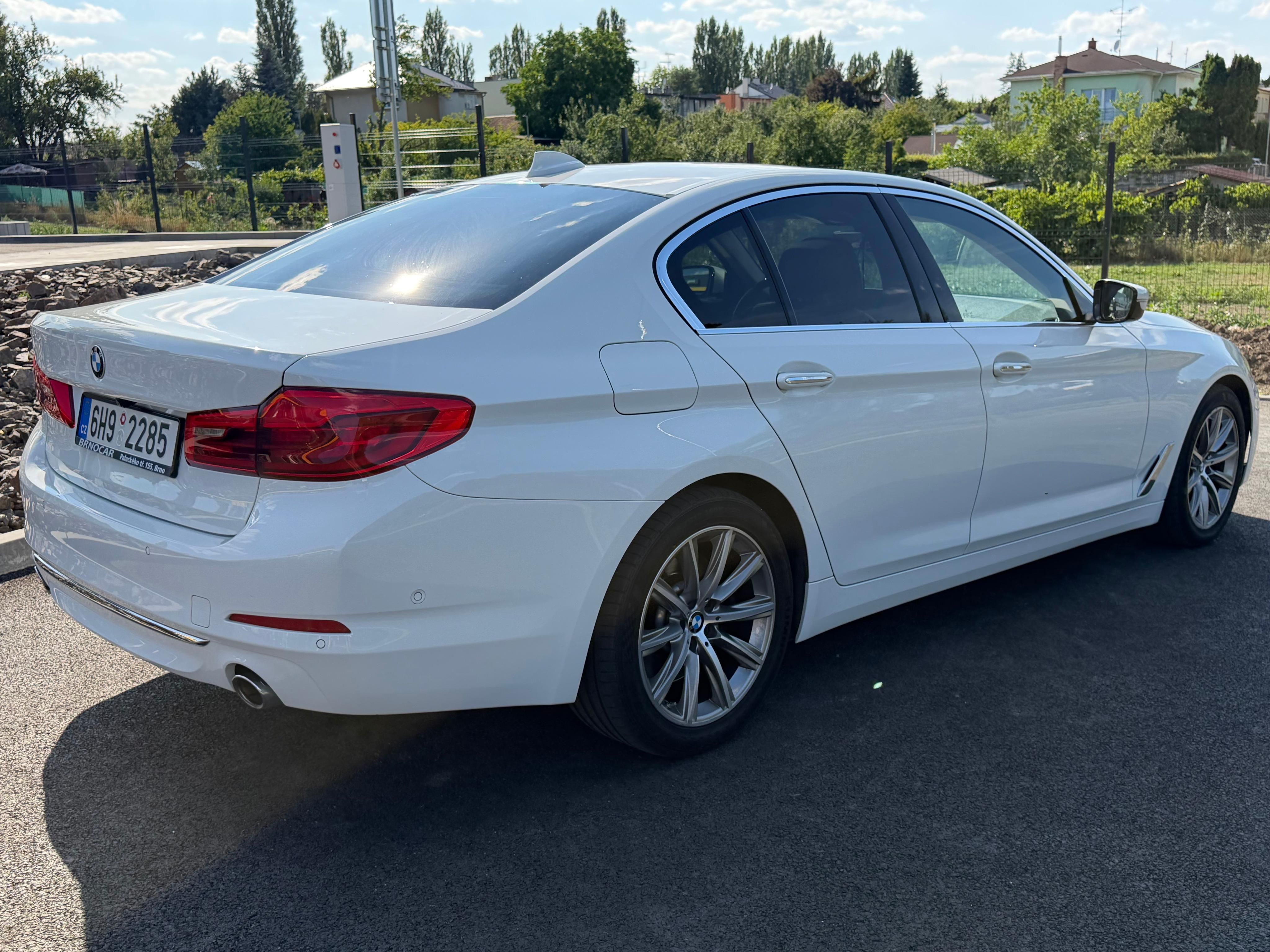 BMW Řada 5, 530d, luxury line, ventilace - fotka 6