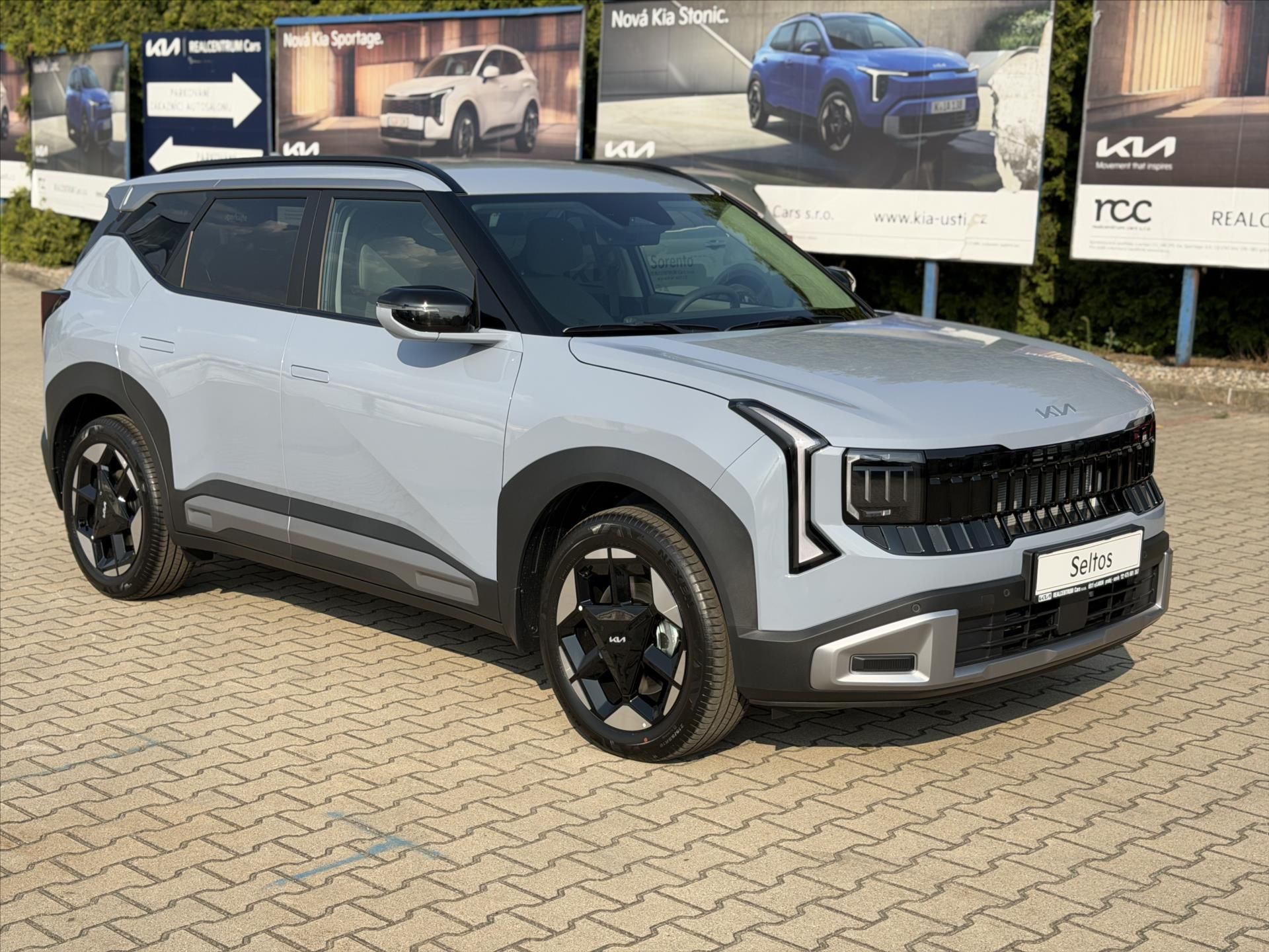 Kia Seltos, 1,6 T-GDi 7DCT EXCL+DSGN+SPTG - fotka 2