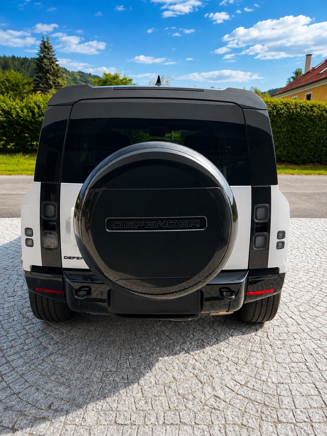 Land Rover Defender, 110 D200 X-DYNAMIC SE,MY2026 - fotka 6
