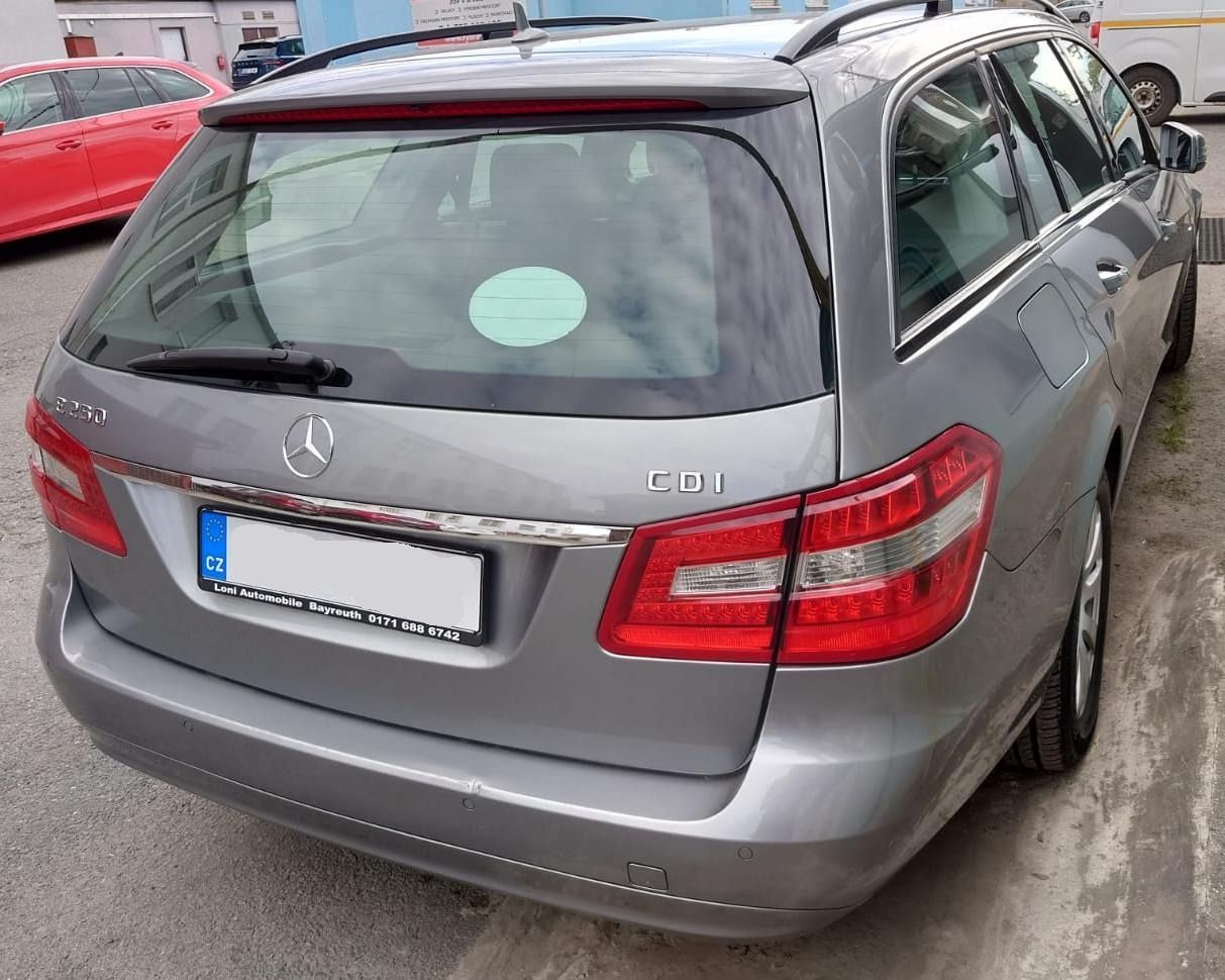 Mercedes-Benz Třídy E, E250 CDI 150 kW Automat - fotka 4