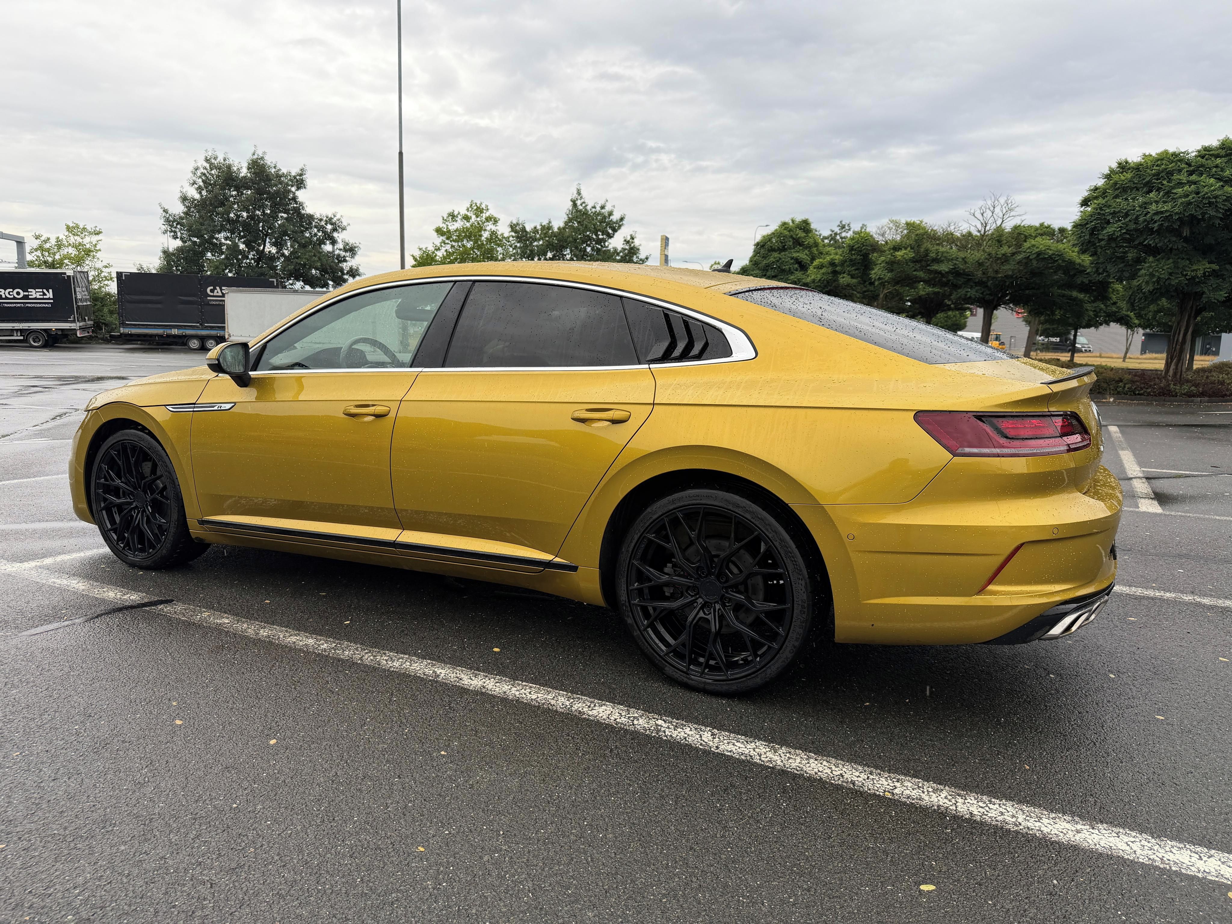 Volkswagen Arteon, 2.0 TSI 4Motion R-Line 240 KW - fotka 4