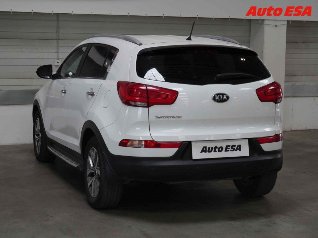 Kia Sportage, 1.6GDi,2.maj,ČR,AC - fotka 4
