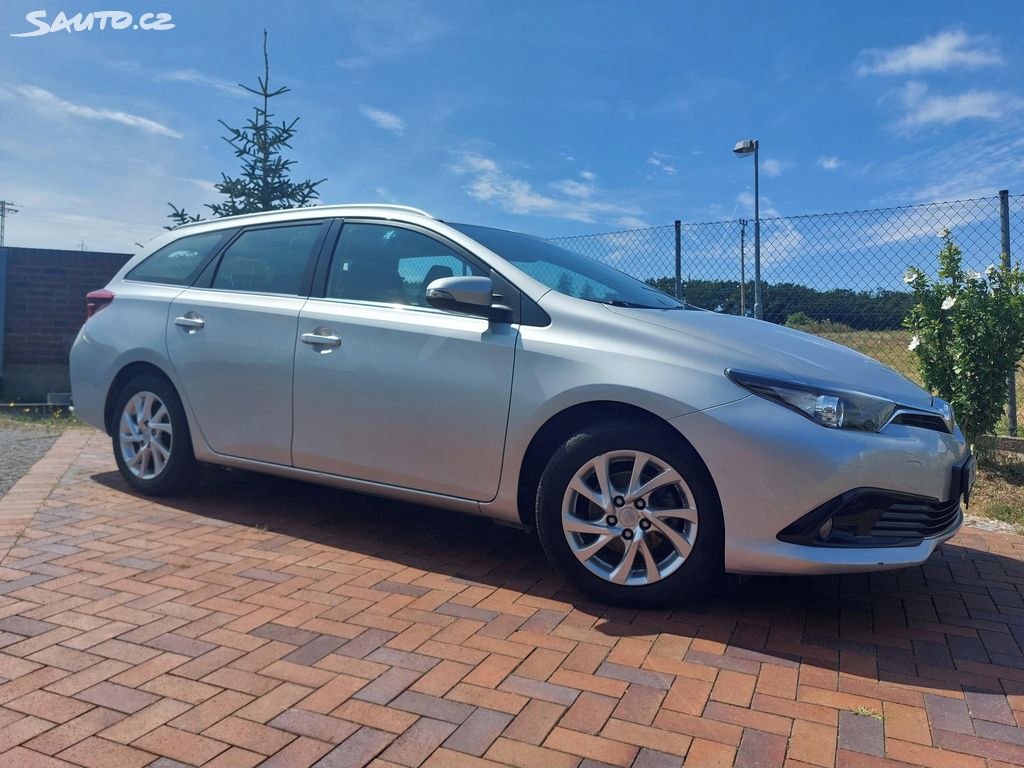 Toyota Auris, 1.6 VVTi, kombi