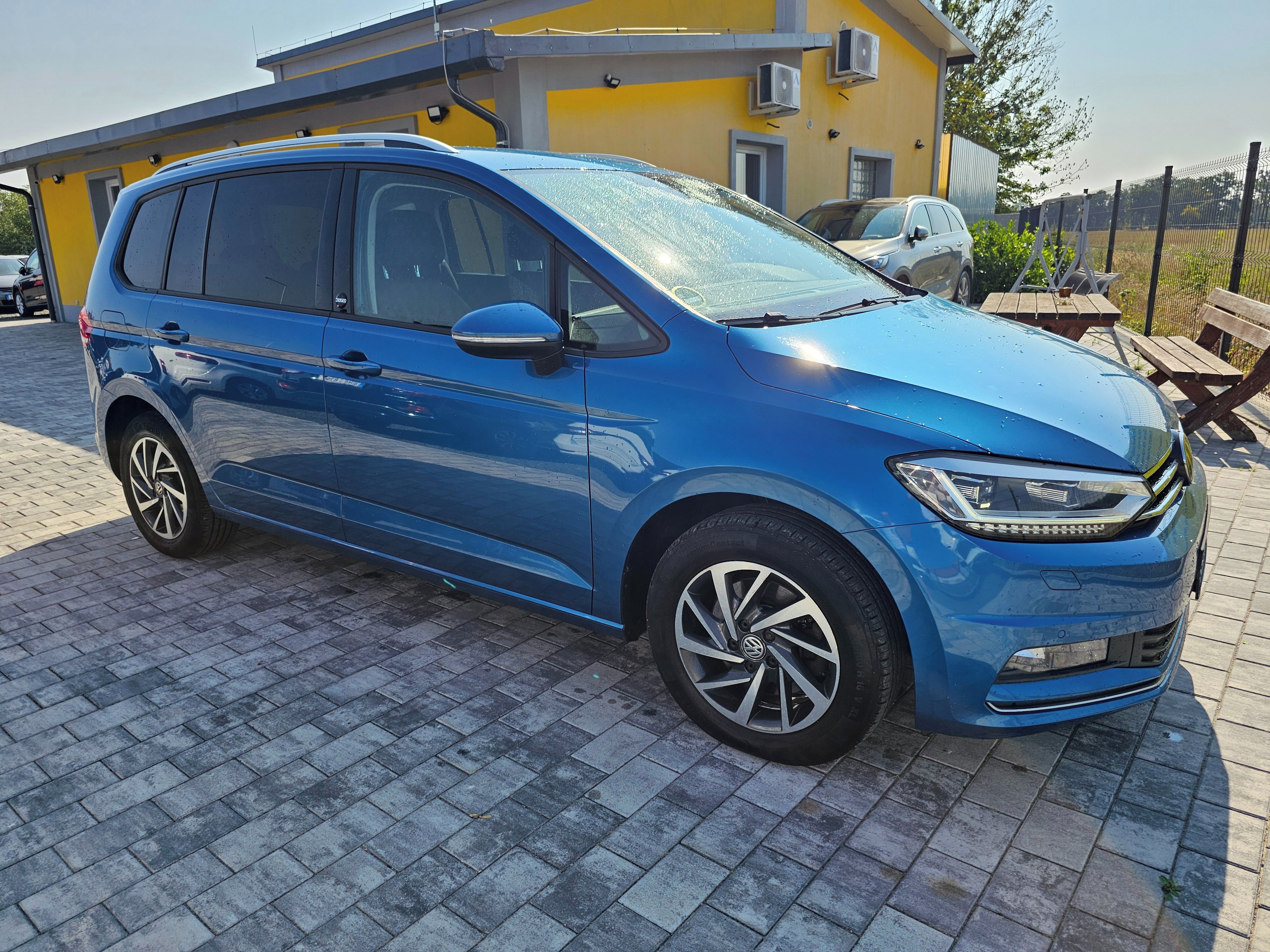 Volkswagen Touran, 1.4 TSI 110kw,2018, DSG, 7míst - fotka 3