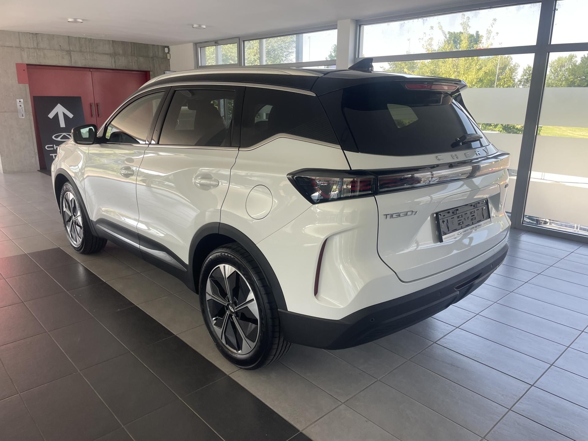 Chery Tiggo 7, 1,6T ICE Unique AWD - fotka 3