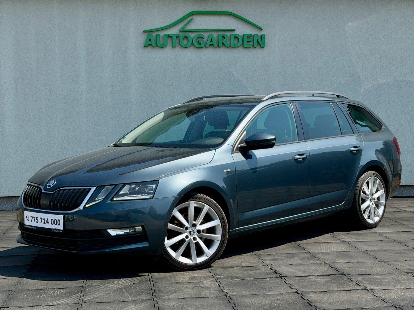 Škoda Octavia, 2.0TDi DSG kessy LED, ACC, DCC