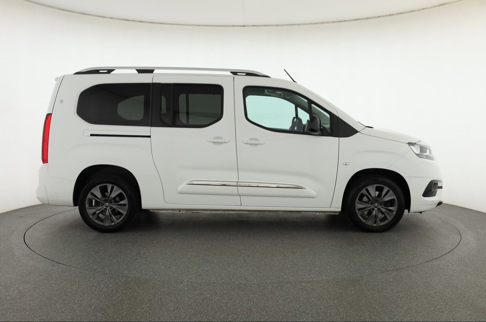 Toyota Proace City Verso, Maxi 1.5 D-4D, 5Míst, Klima - fotka 6