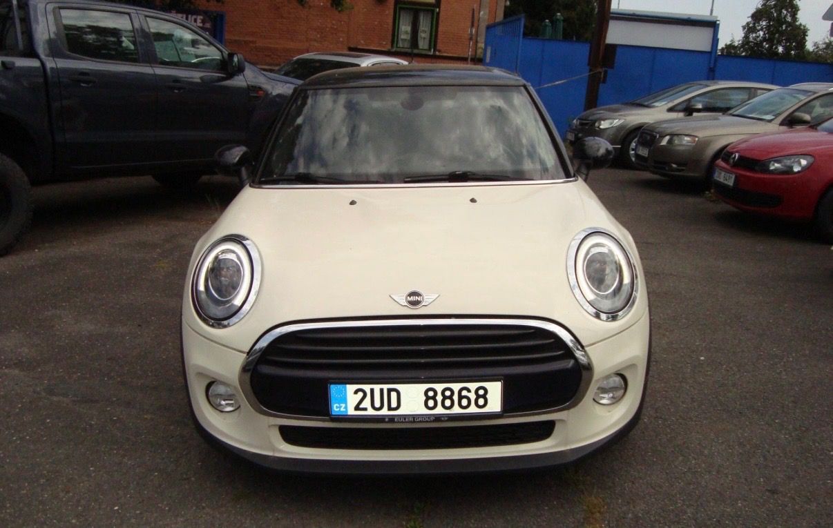 Mini Cooper, Mini Cooper 1.5 D, AUTOMAT - fotka 2