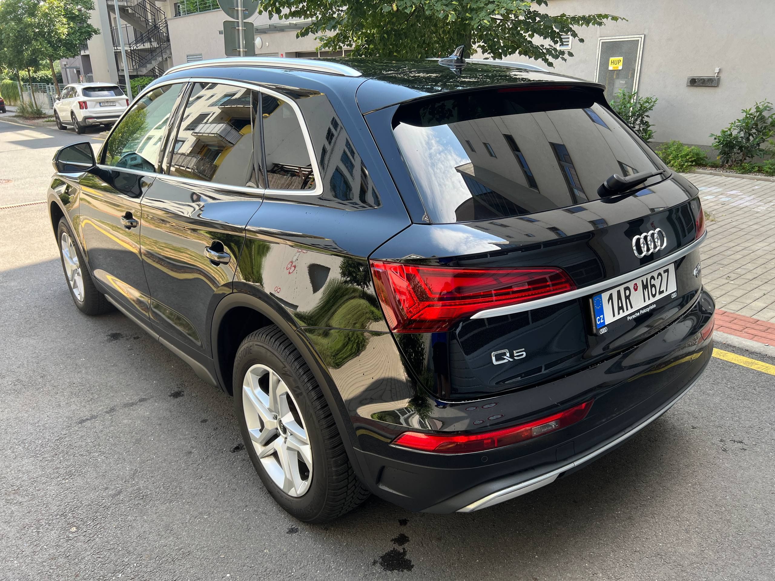 Audi Q5, 2.0 TDI - fotka 6