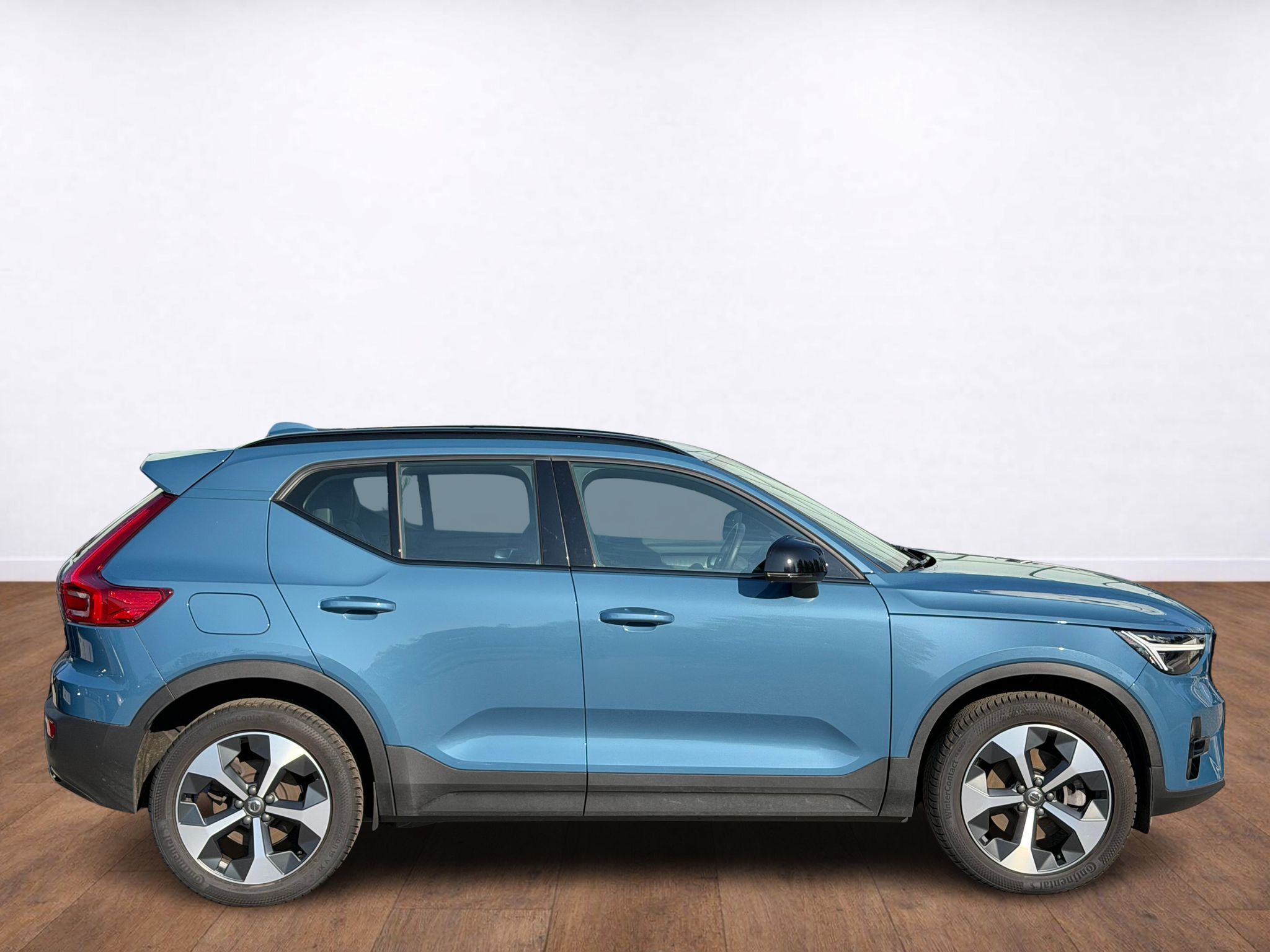 Volvo XC40, ULTIMATE DARK B4, PIXEL LED, N - fotka 6